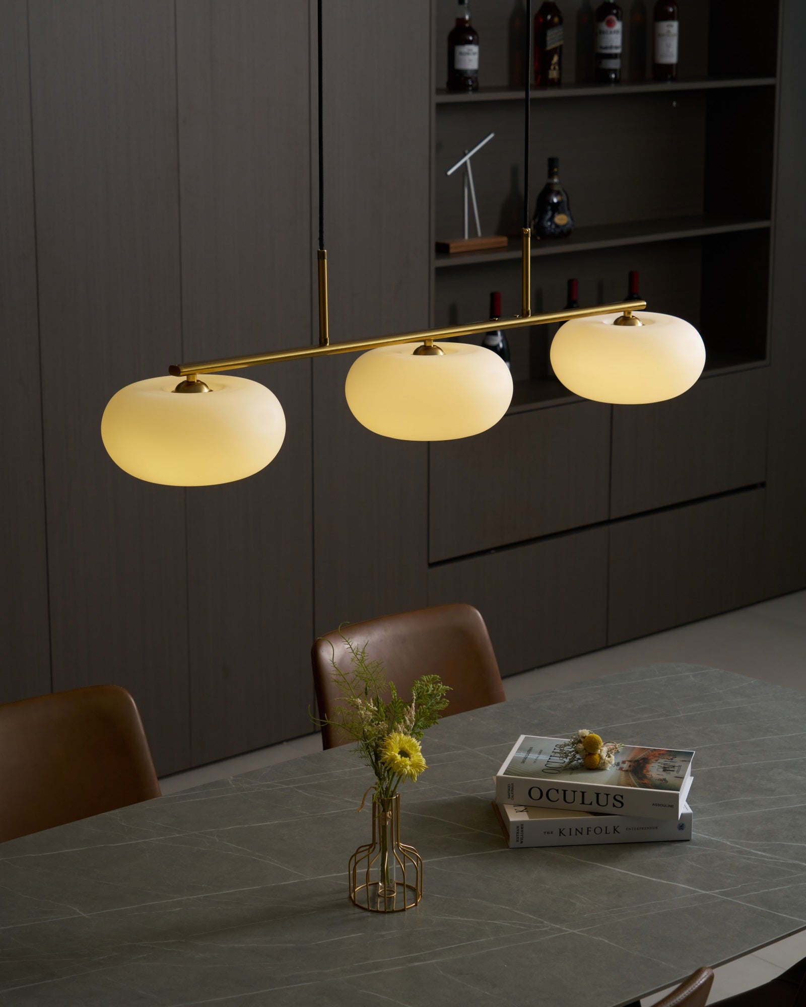 Sculptural Pendant Light - Blowlighting