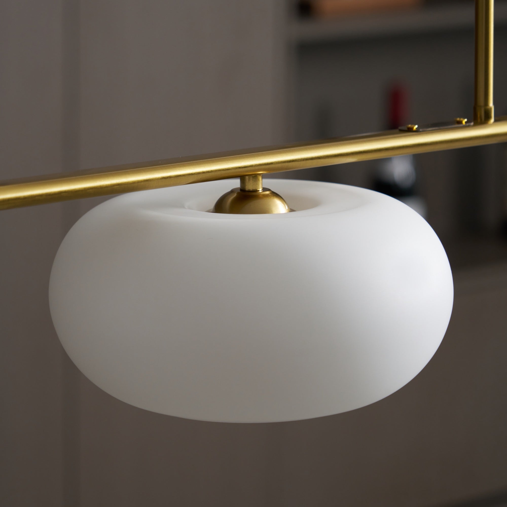 Sculptural Pendant Light - Blowlighting