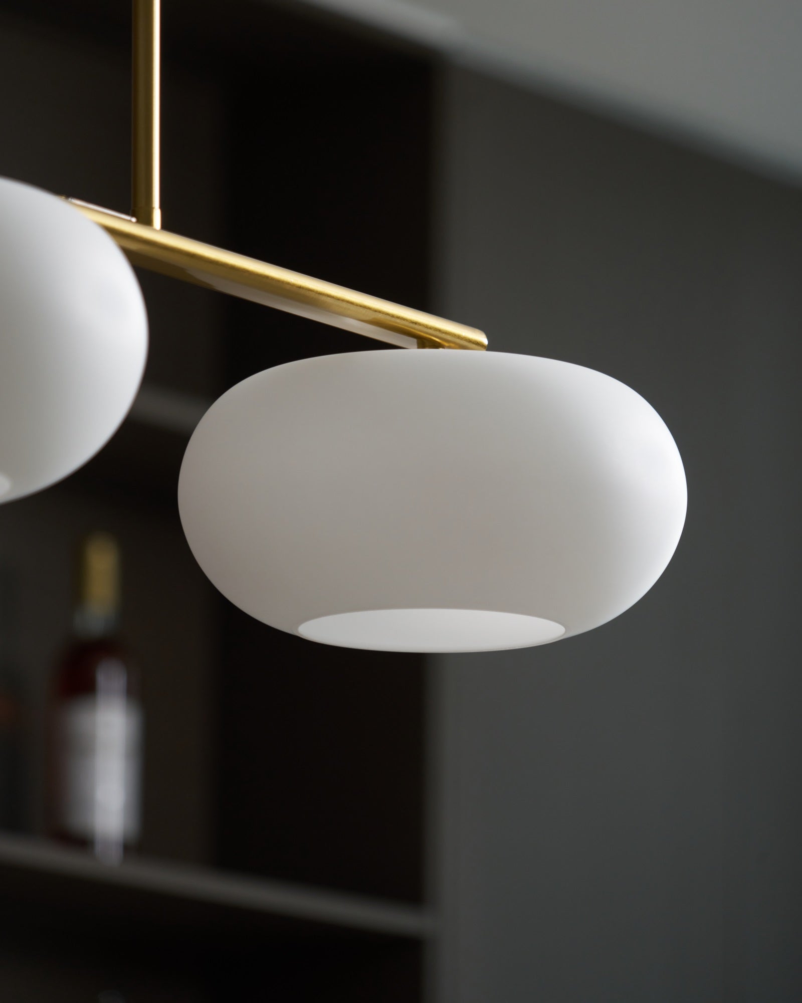 Sculptural Pendant Light - Blowlighting