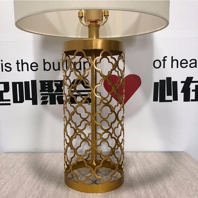Openwork Table Lamp - Blowlighting