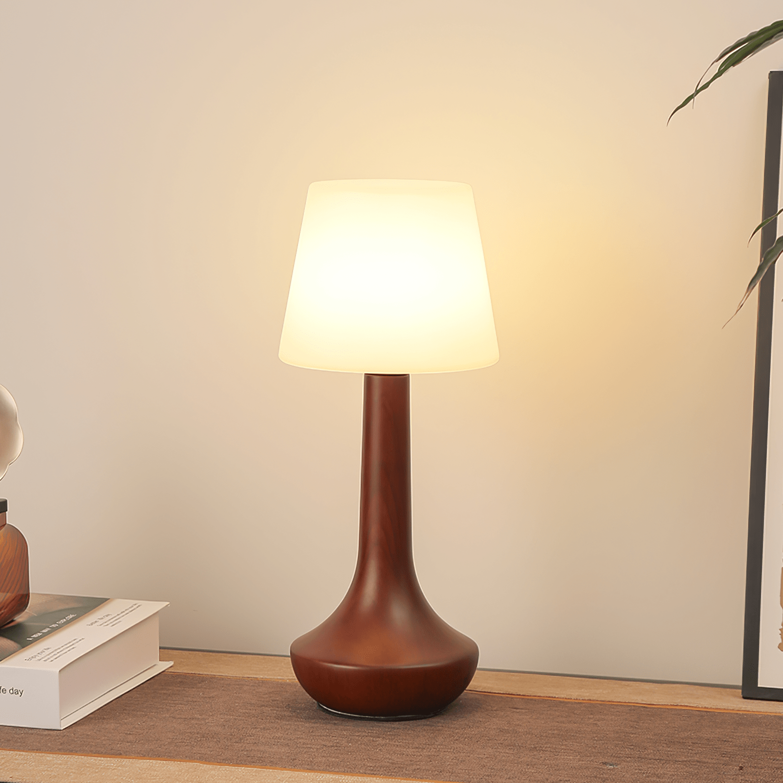 Lena Table Lamp - Blowlighting