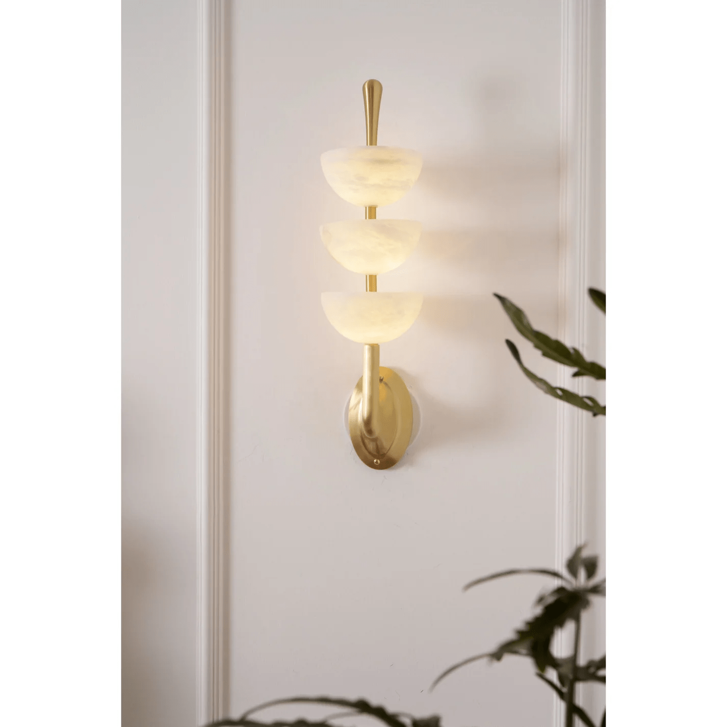 Ulmiraris Alabaster Wall Light - Blowlighting
