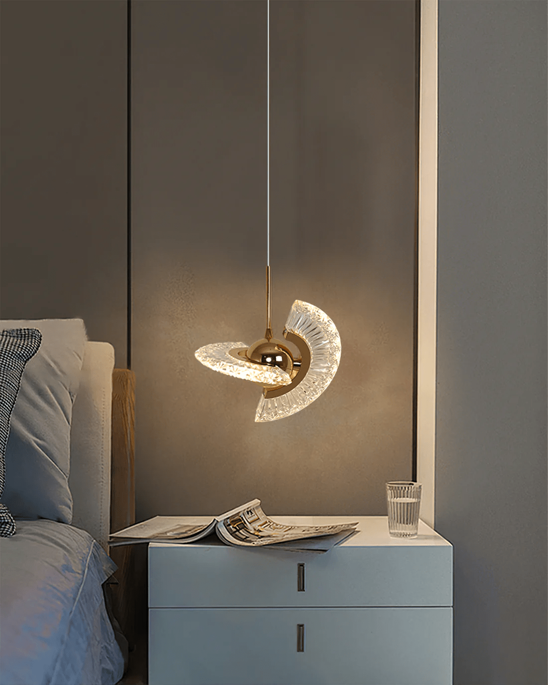 Zyra Pendant Lamp - Blowlighting