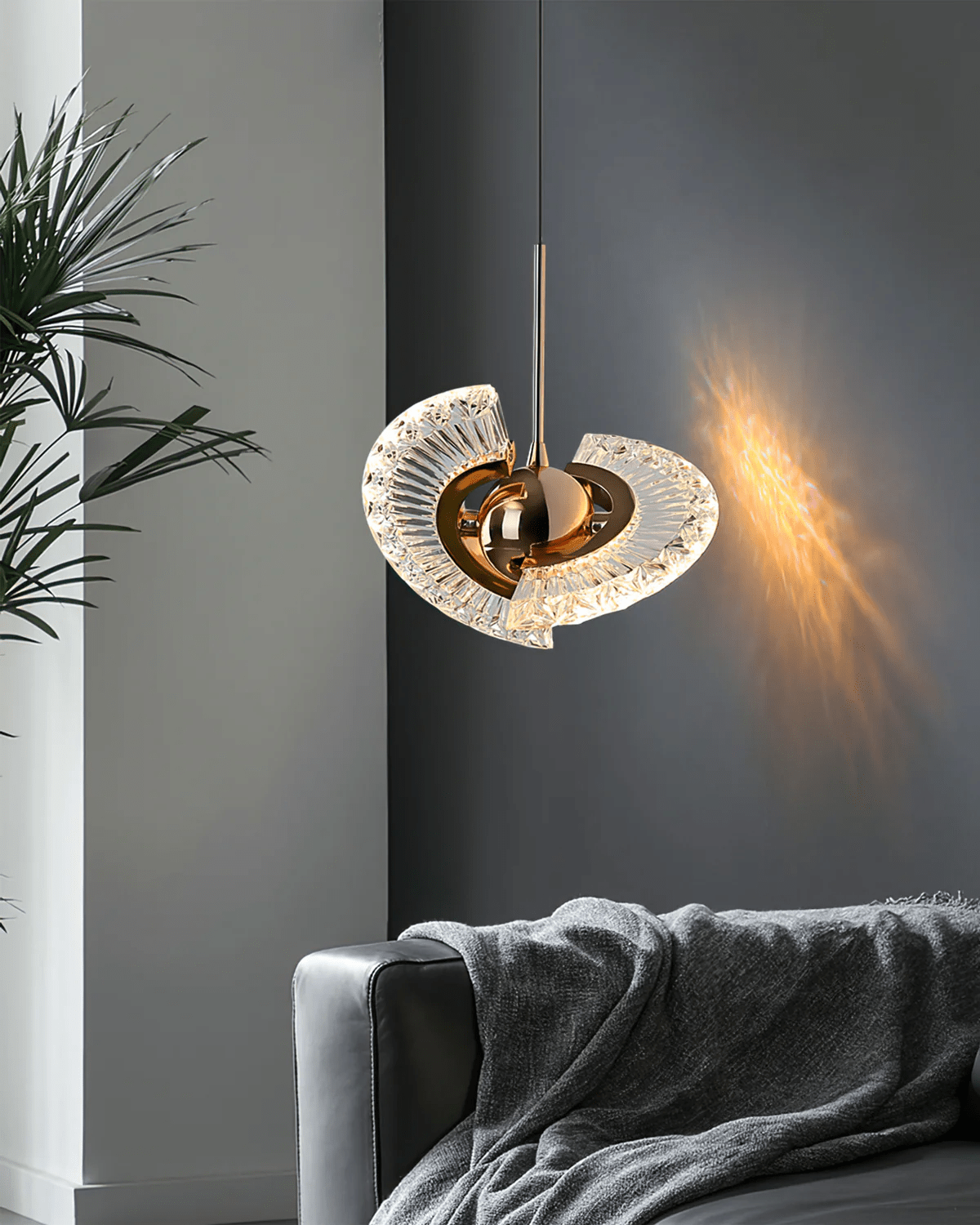 Zyra Pendant Lamp - Blowlighting