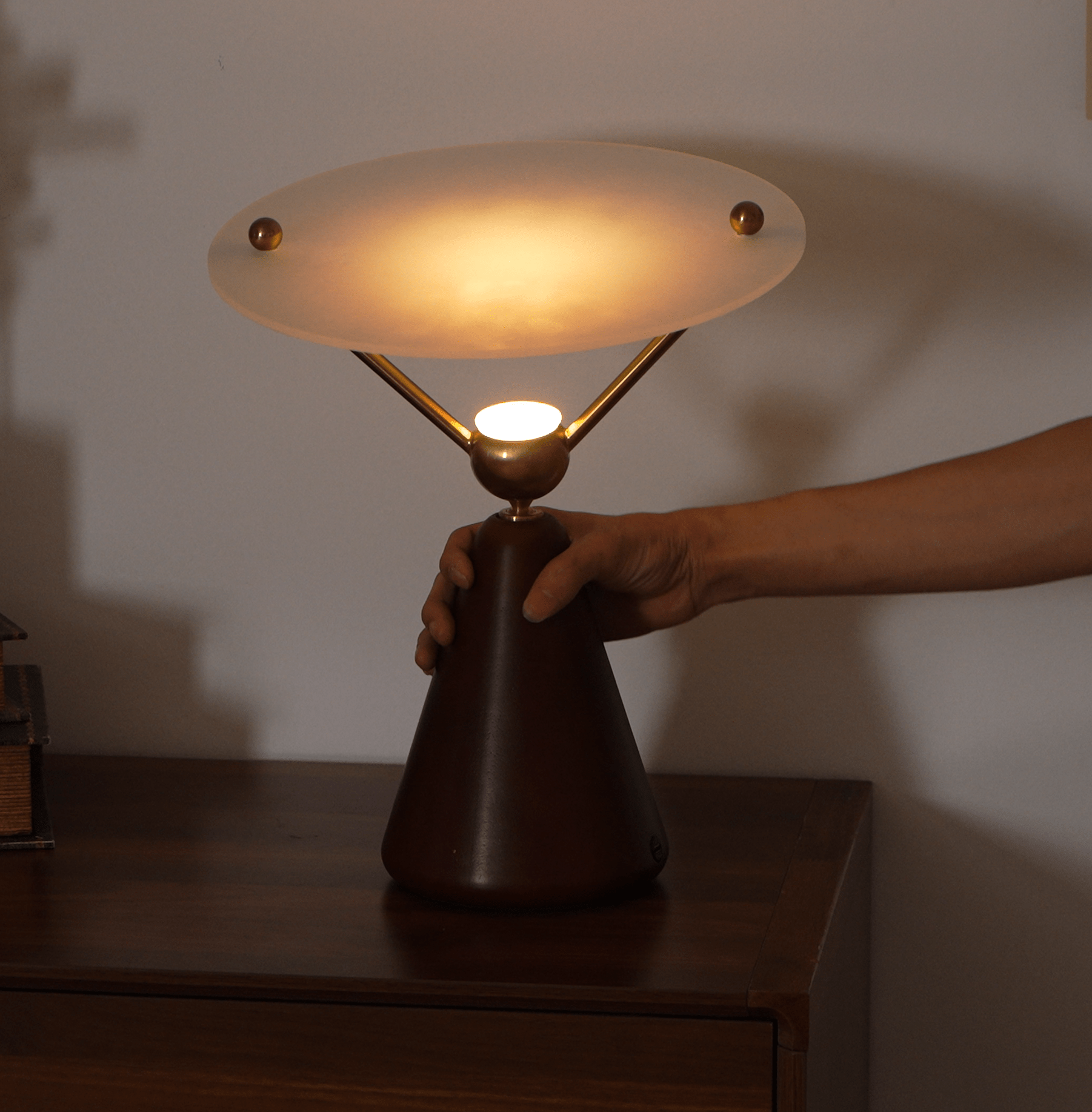Equoray Table Lamp - Blowlighting