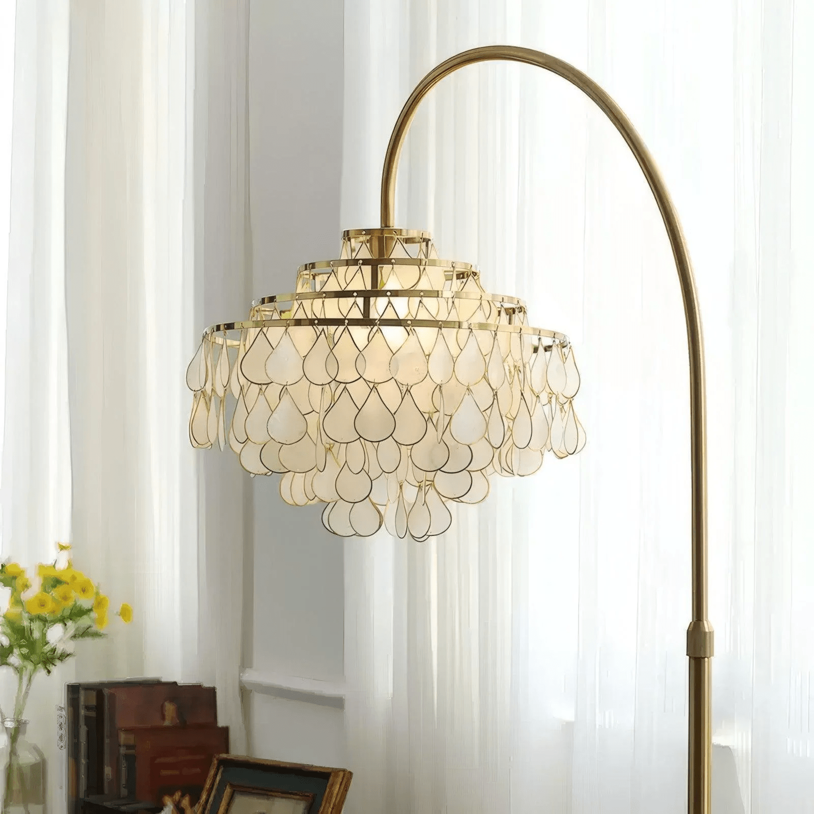 Shells Floor Lamp - Blowlighting