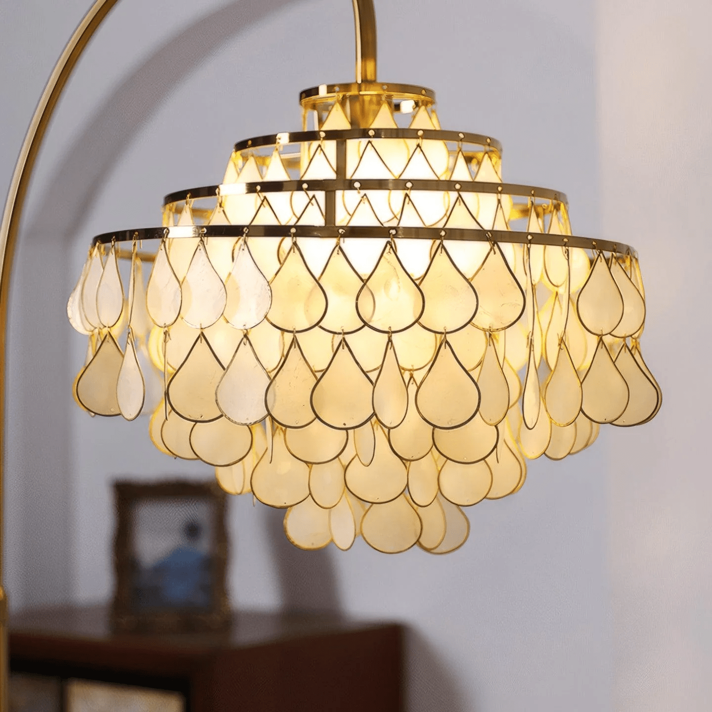 Shells Floor Lamp - Blowlighting