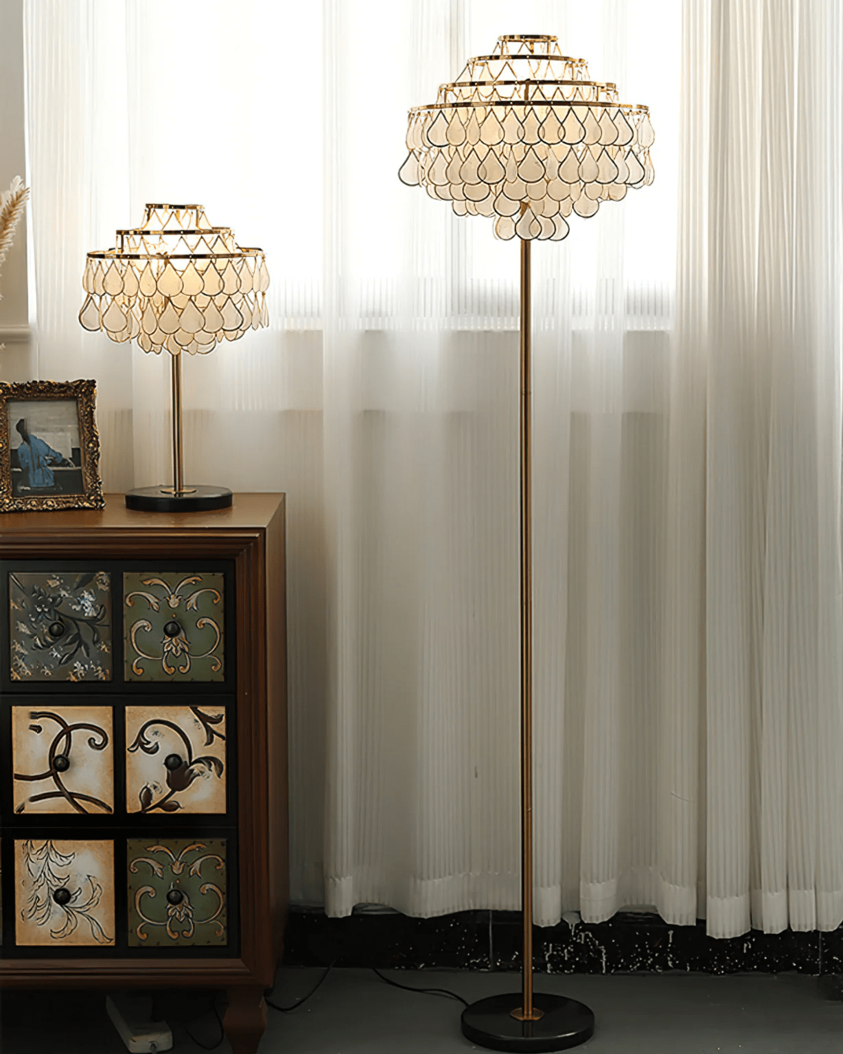 Shells Floor Lamp - Blowlighting
