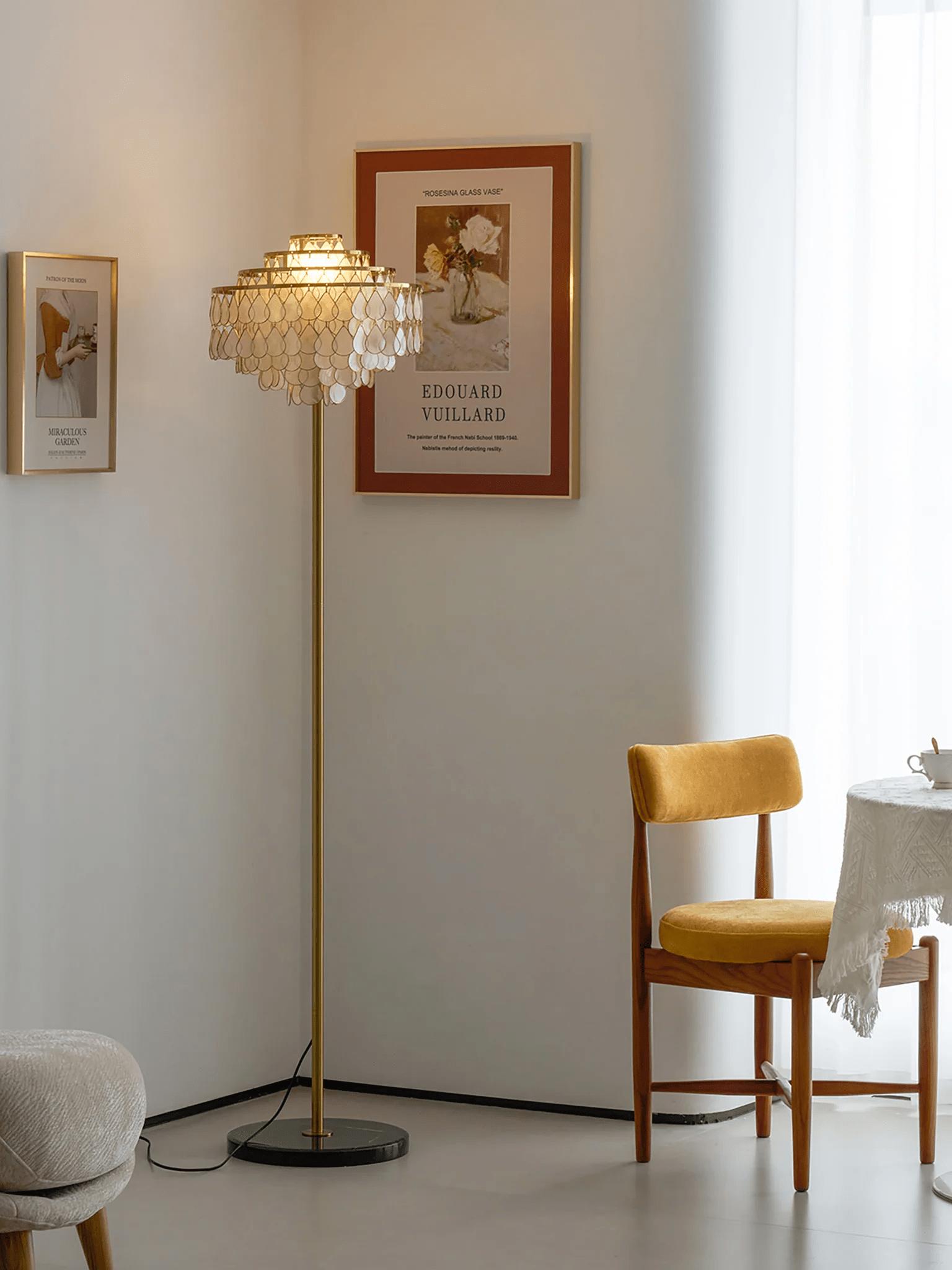 Shells Floor Lamp - Blowlighting