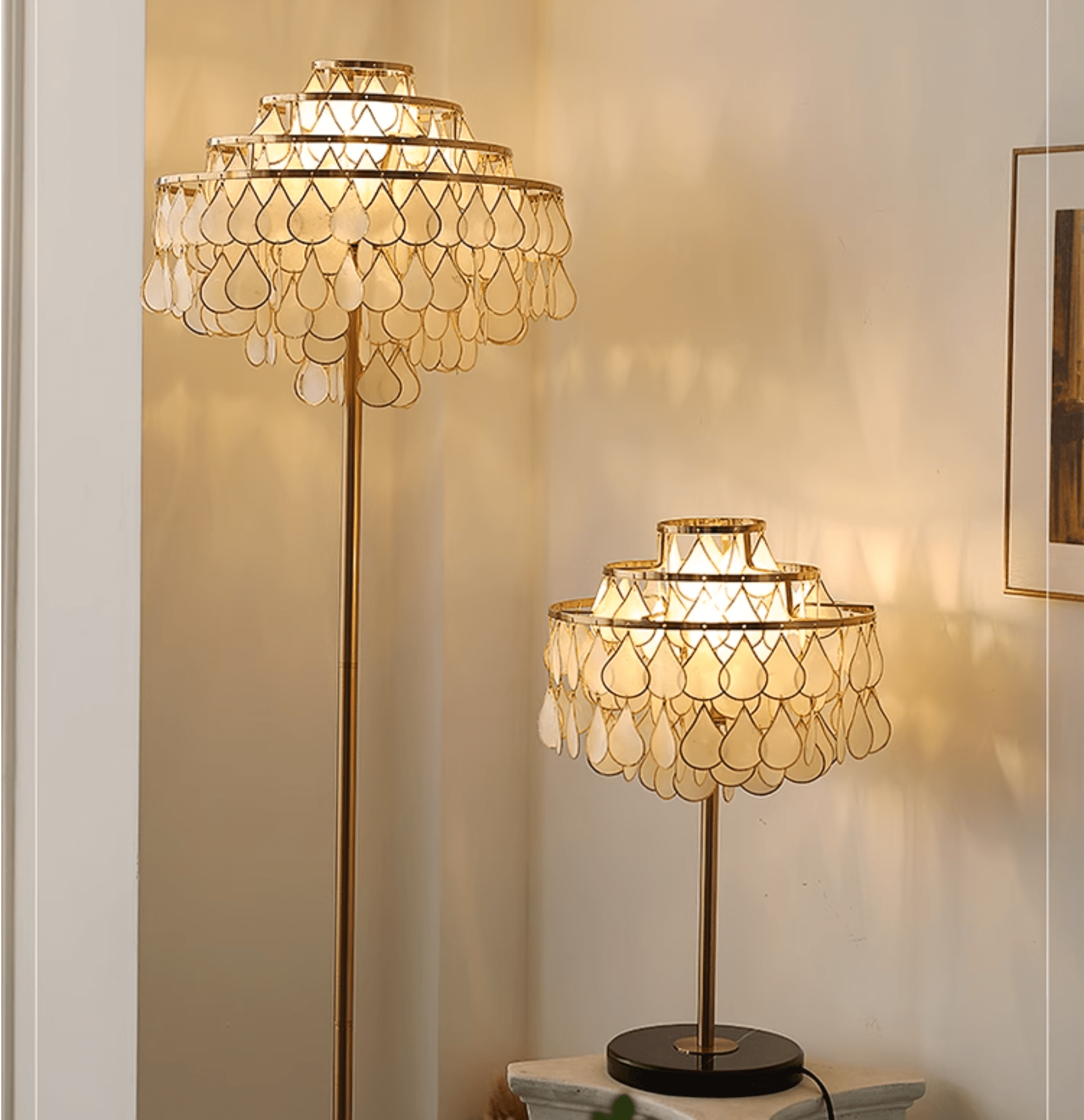 Teardrops Shell Table Lamp - Blowlighting