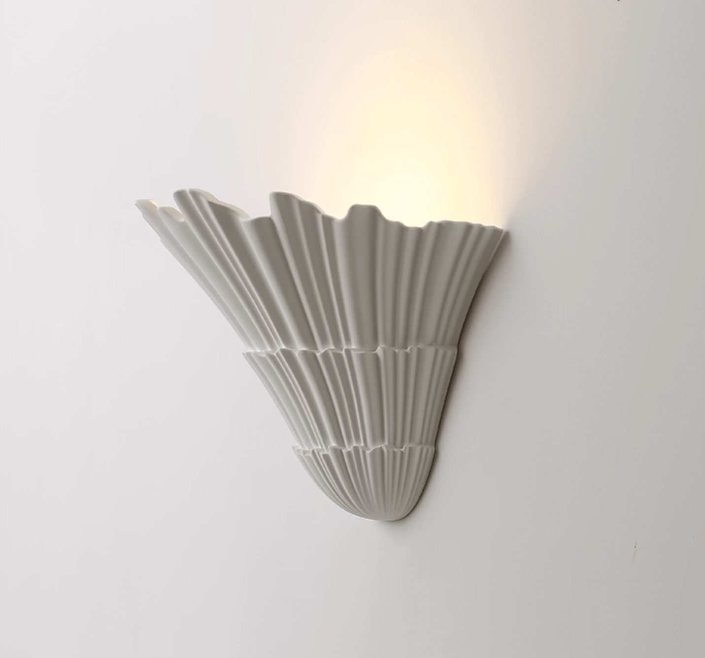 Lydia Modern Metal Wall Light - Blowlighting