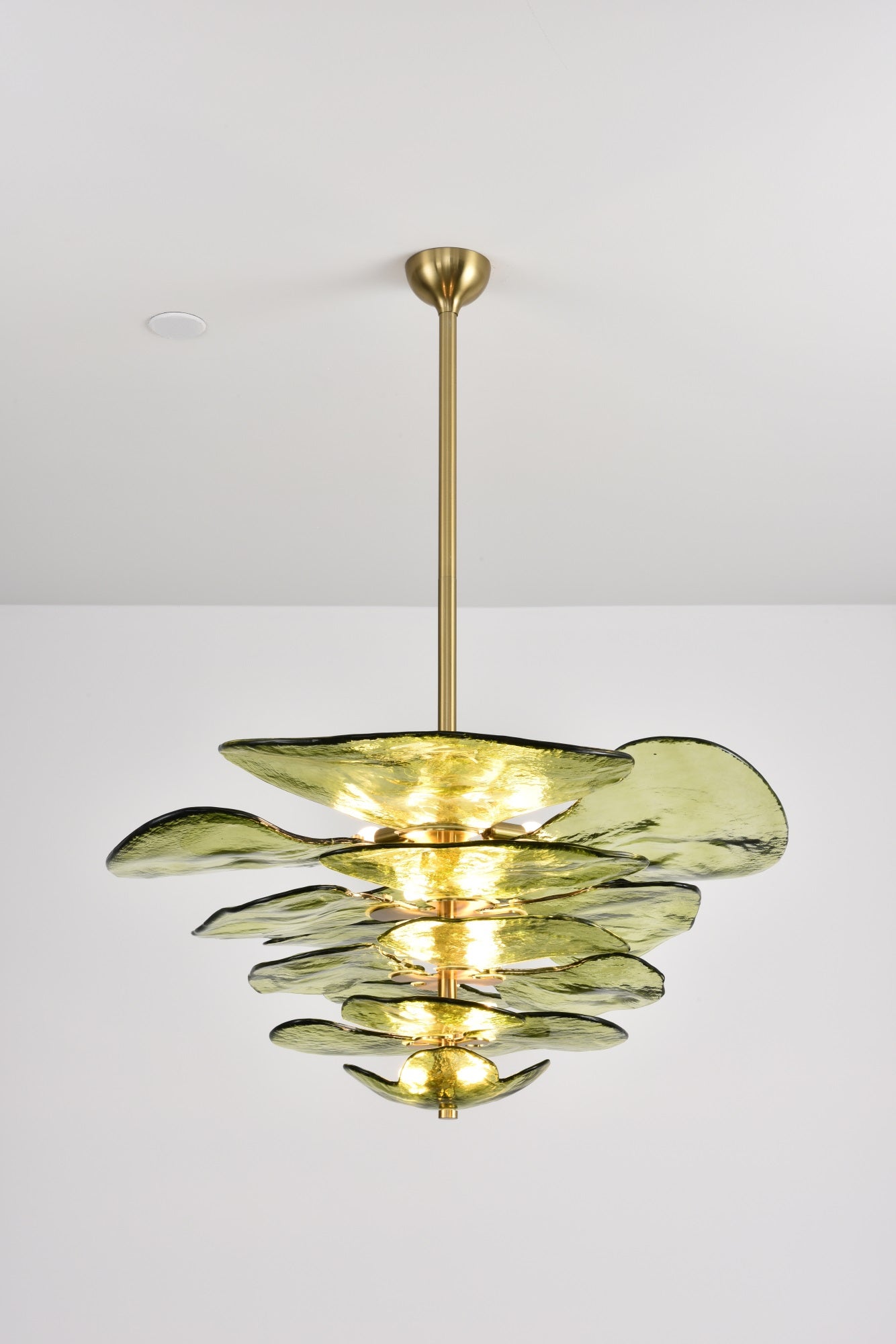 Aurora Chandelier Gold Murano Glass Petal Luxury - Blowlighting