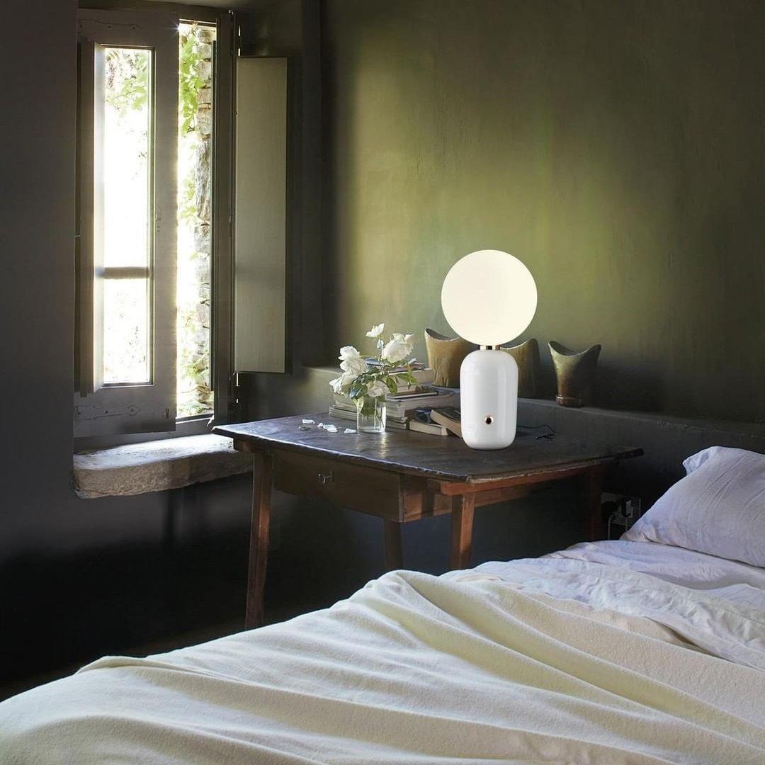 Kade Table Lamp - Blowlighting