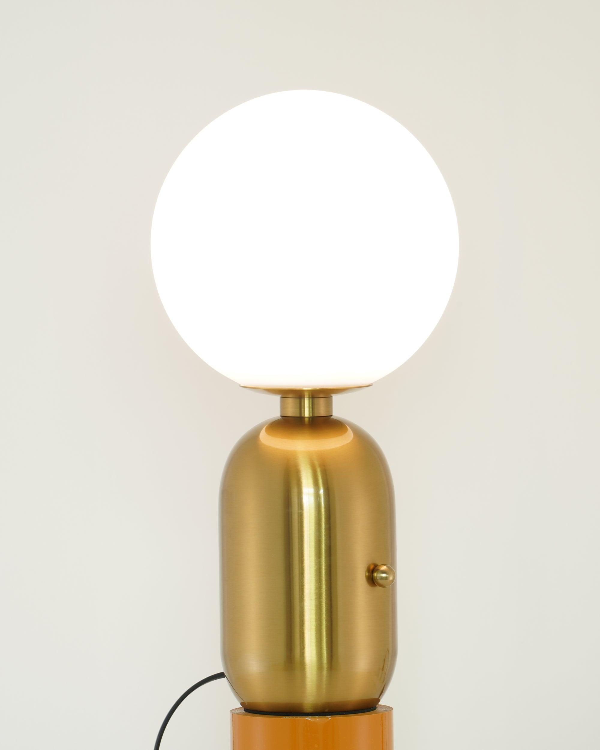 Kade Table Lamp - Blowlighting