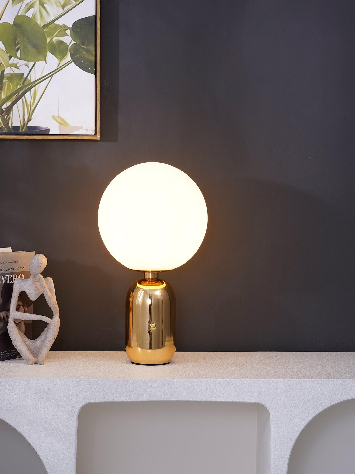 Kade Table Lamp - Blowlighting
