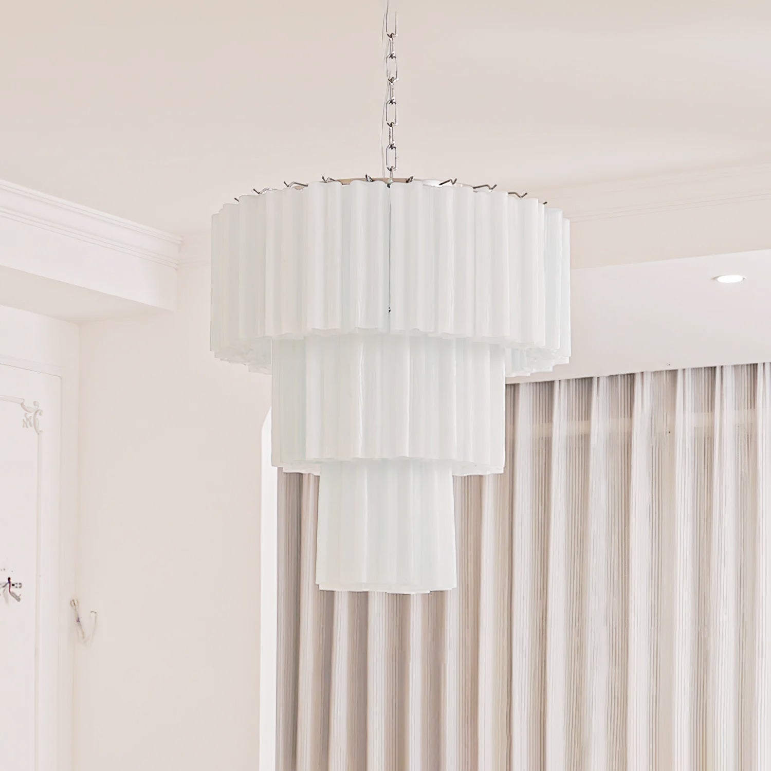 Aurora Chandelier White Layered Tube - Blowlighting