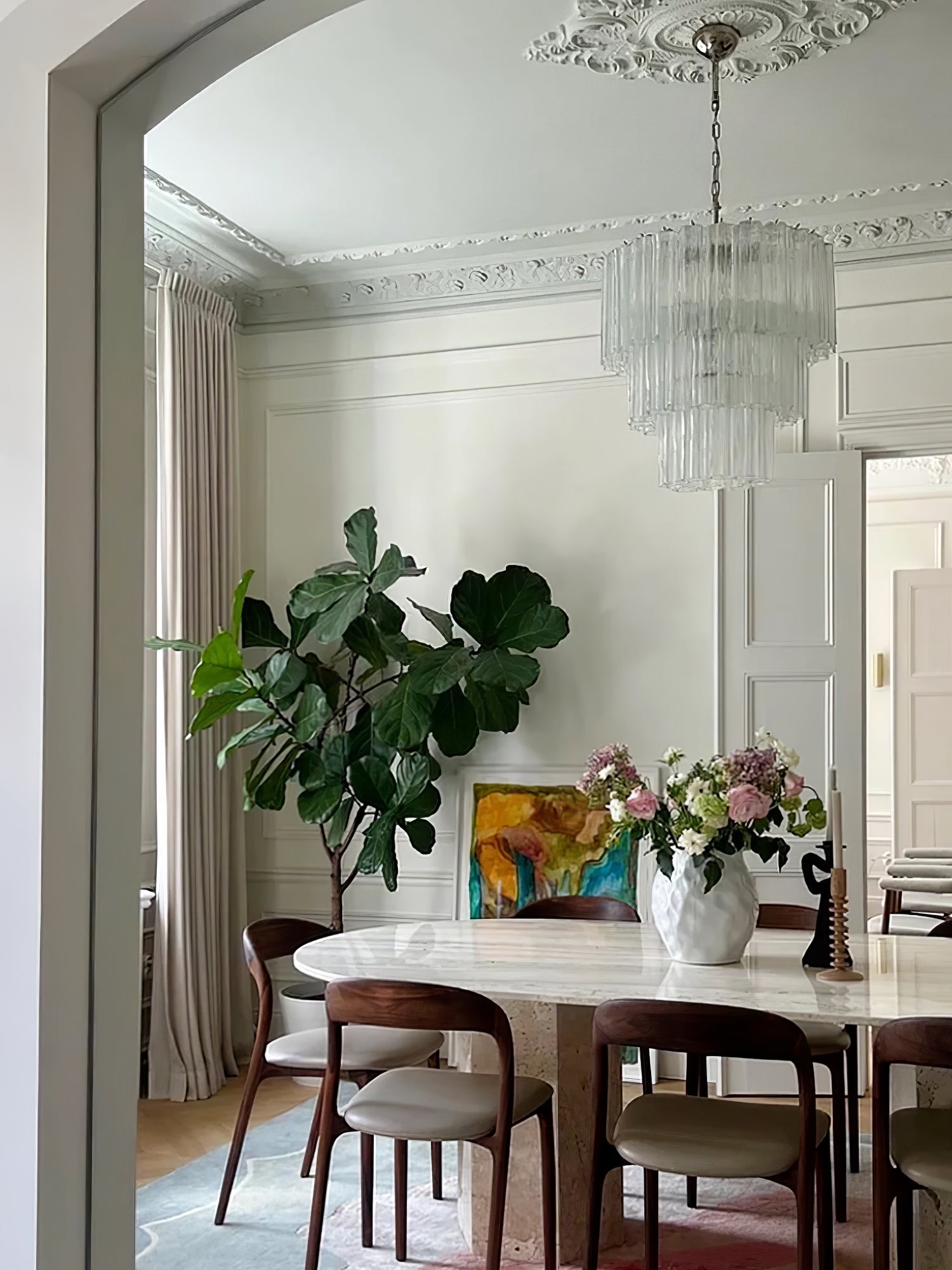 Aurora Chandelier White Layered Tube - Blowlighting