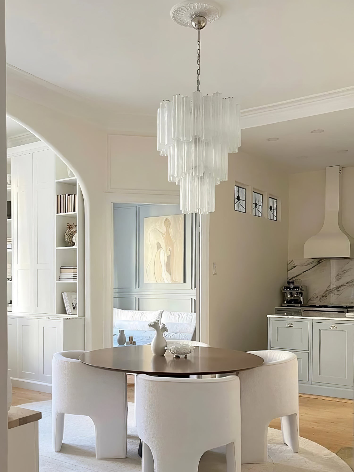 Aurora Chandelier White Layered Tube - Blowlighting