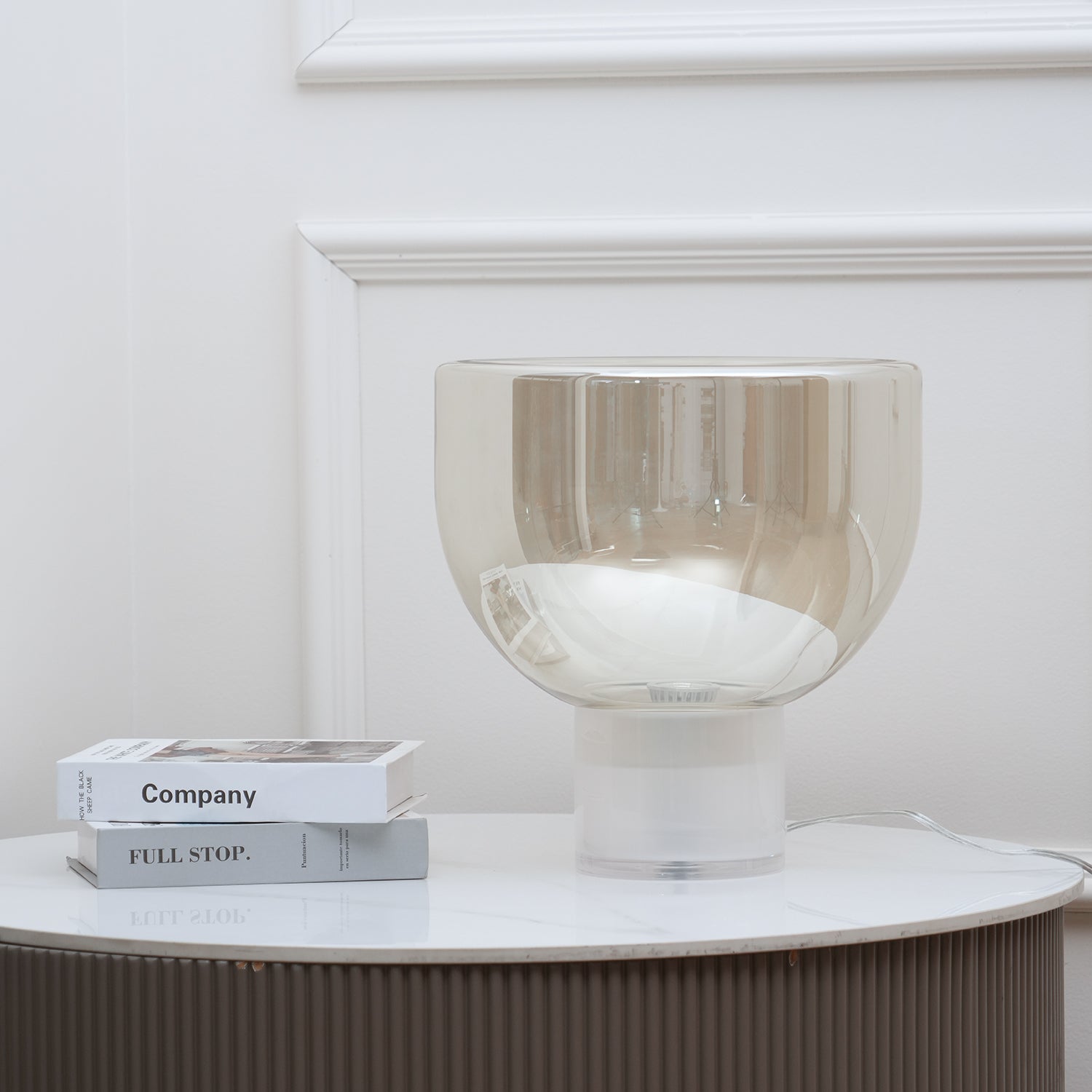 Aella Table Lamp - Blowlighting