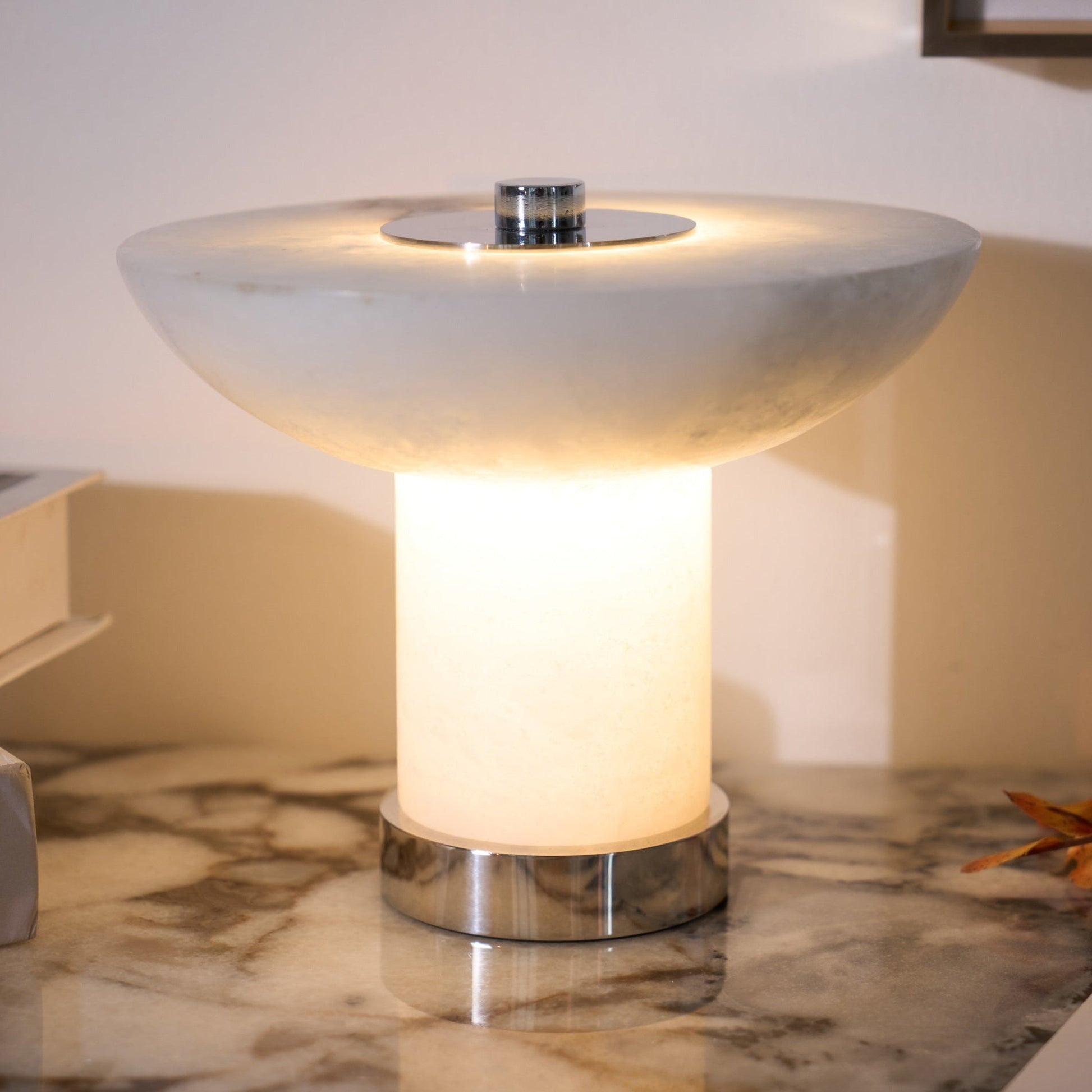 Eurnoran Mushroom Shaped Alabaster Table Lamp - Blowlighting