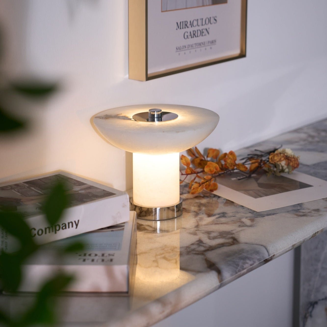 Eurnoran Mushroom Shaped Alabaster Table Lamp - Blowlighting