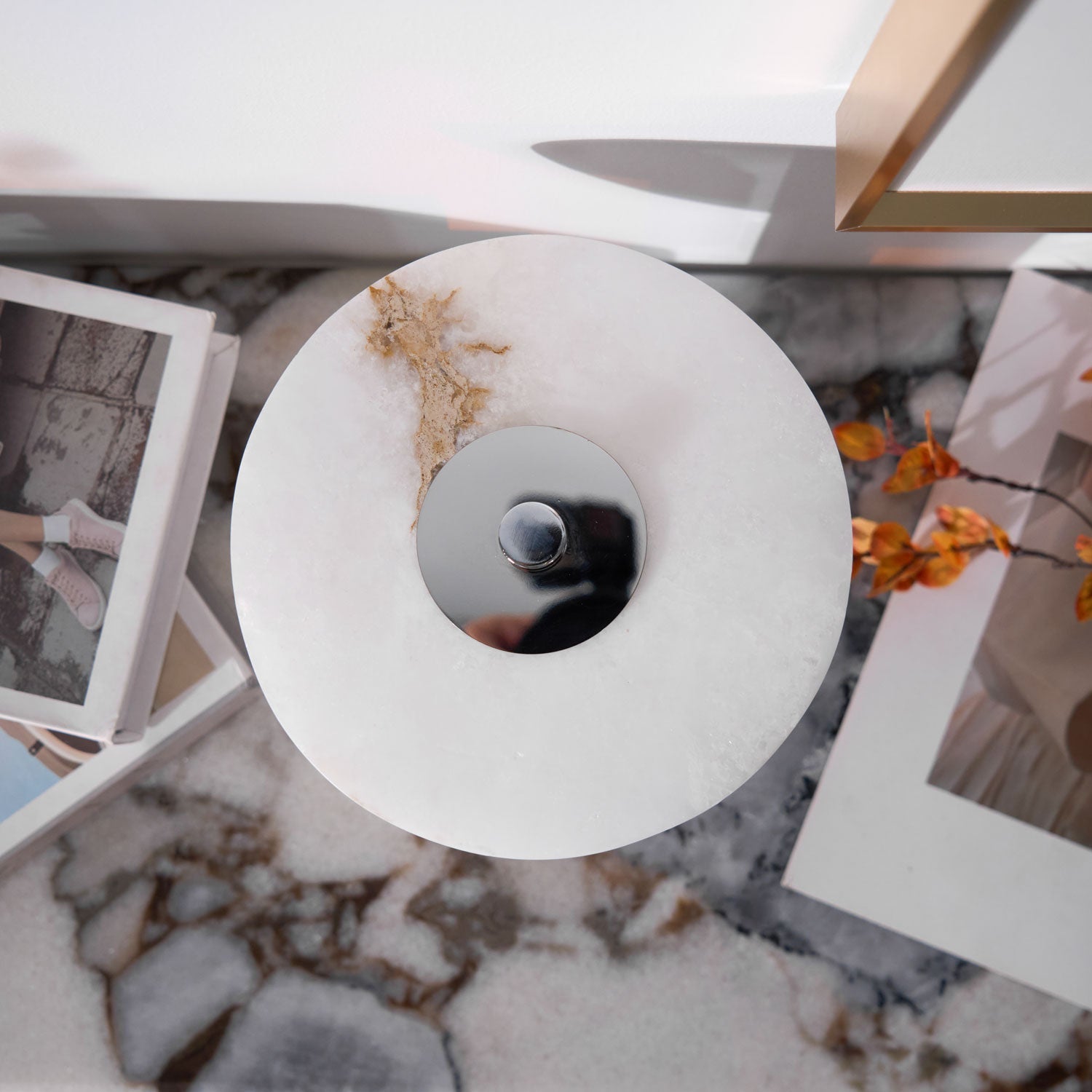 Eurnoran Mushroom Shaped Alabaster Table Lamp - Blowlighting