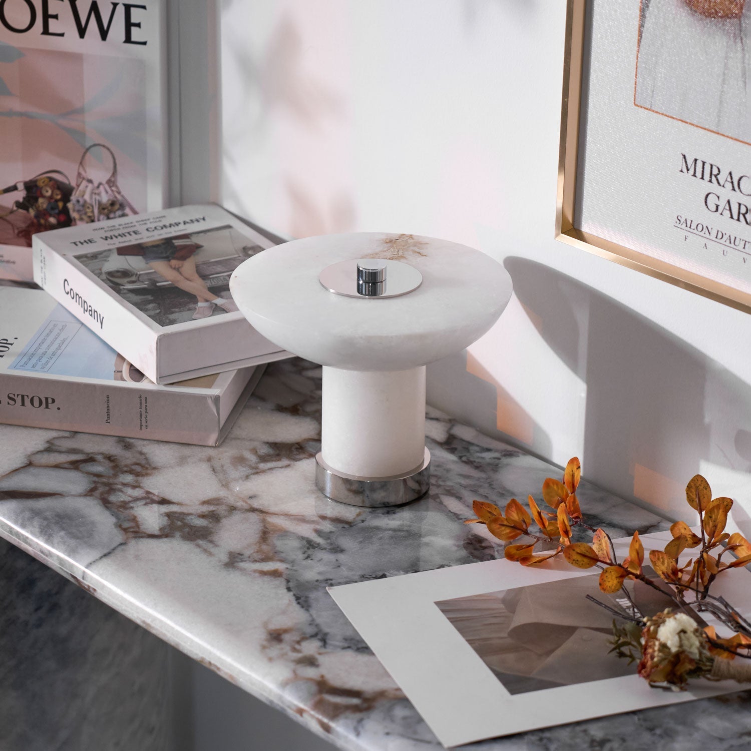 Eurnoran Mushroom Shaped Alabaster Table Lamp - Blowlighting