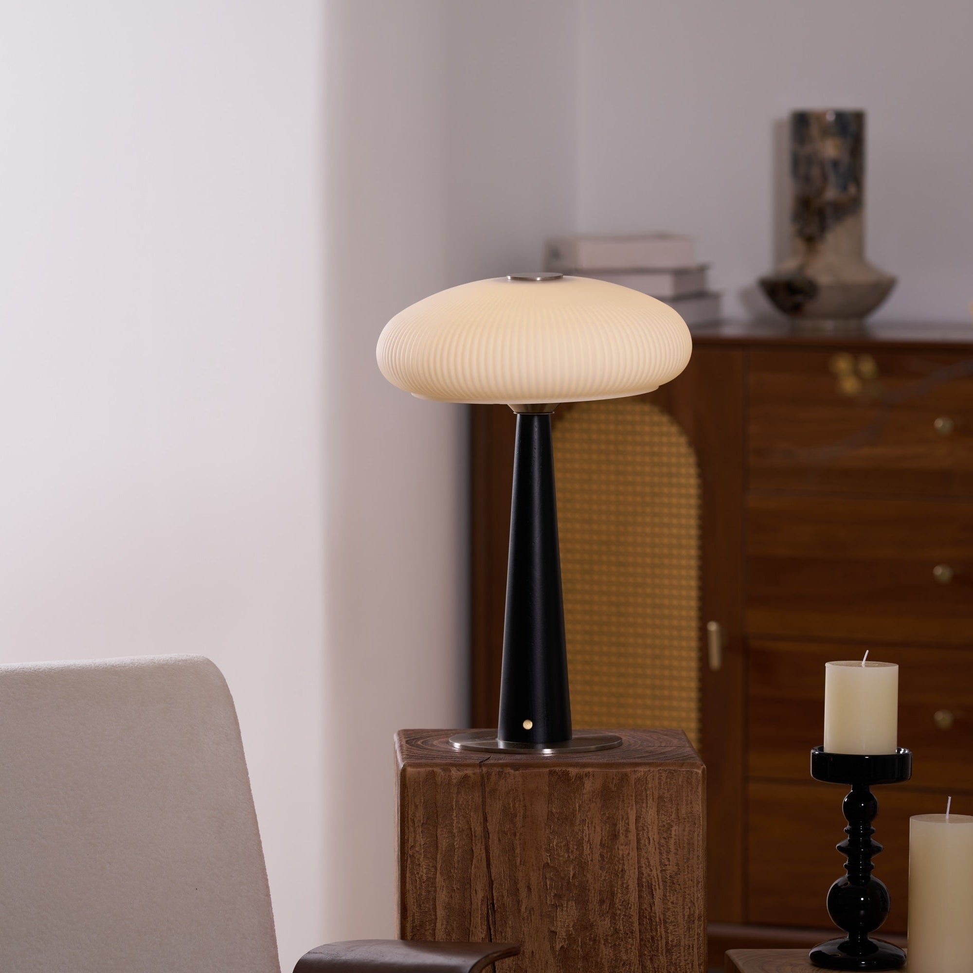 Aeruno Table Lamp - Blowlighting
