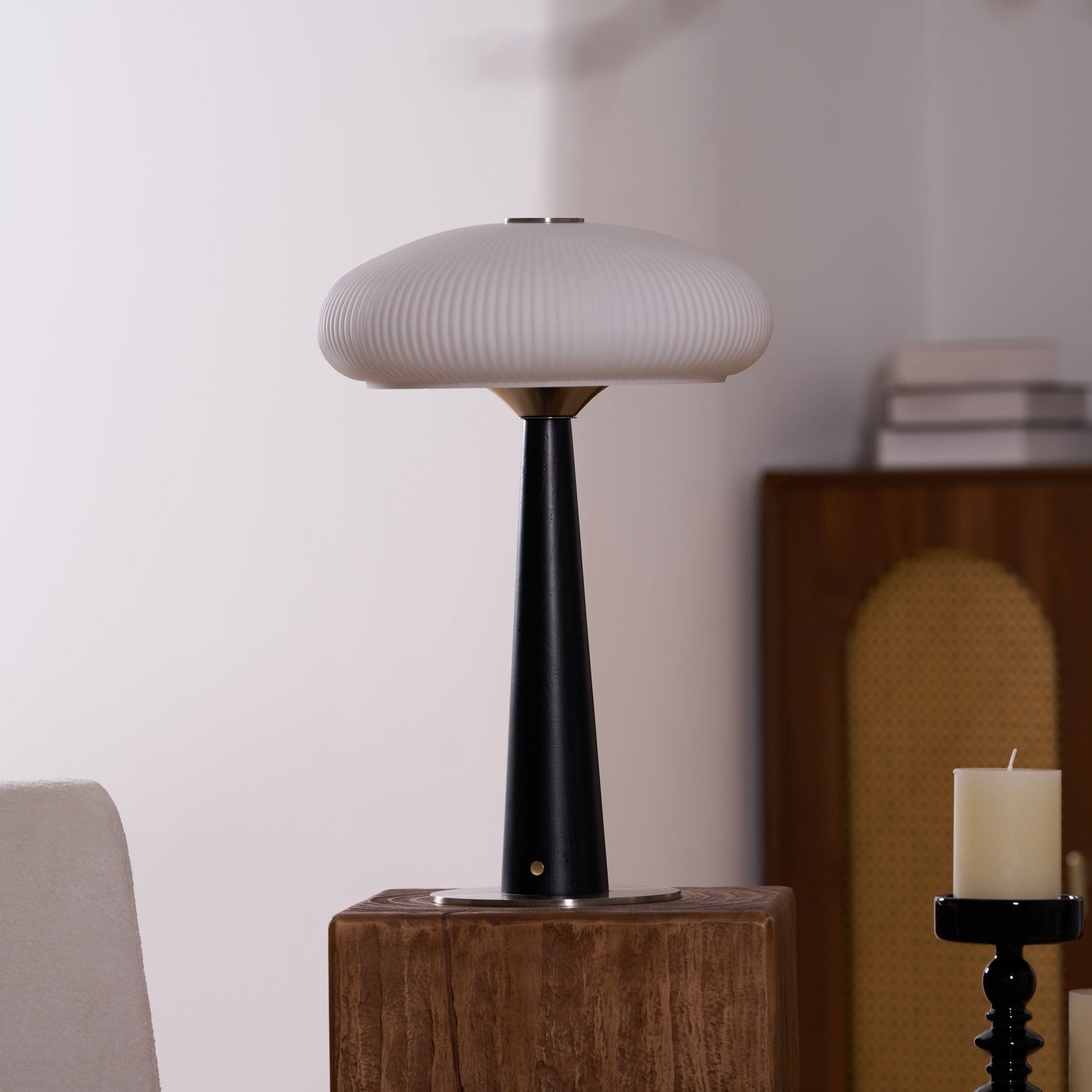 Aeruno Table Lamp - Blowlighting