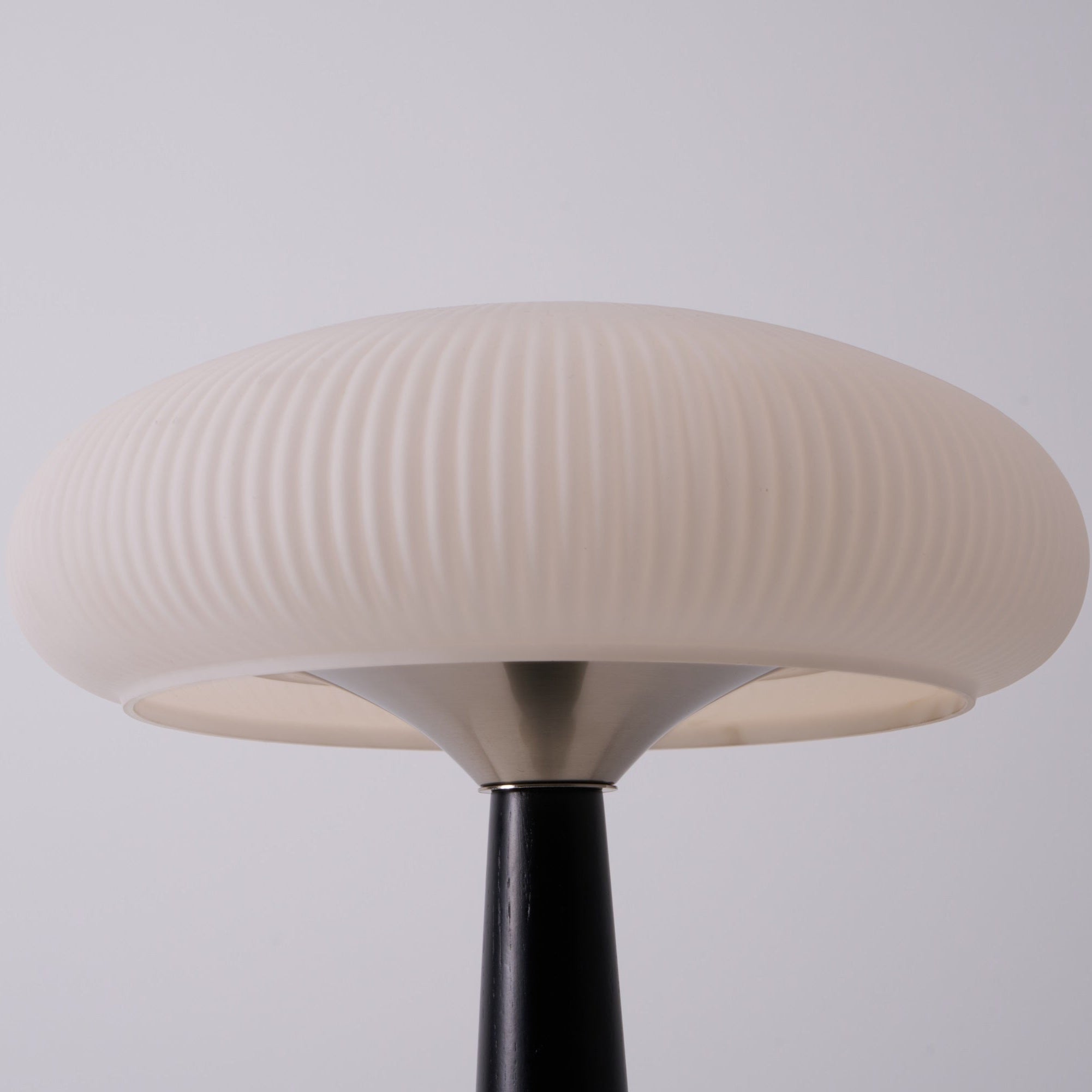 Aeruno Table Lamp - Blowlighting