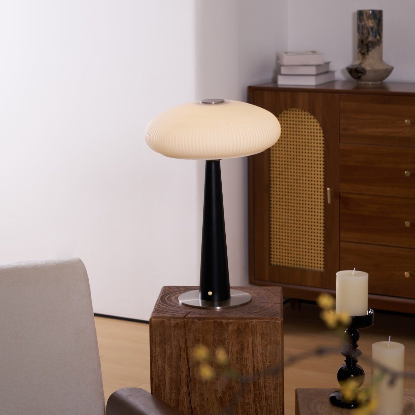 Aeruno Table Lamp - Blowlighting