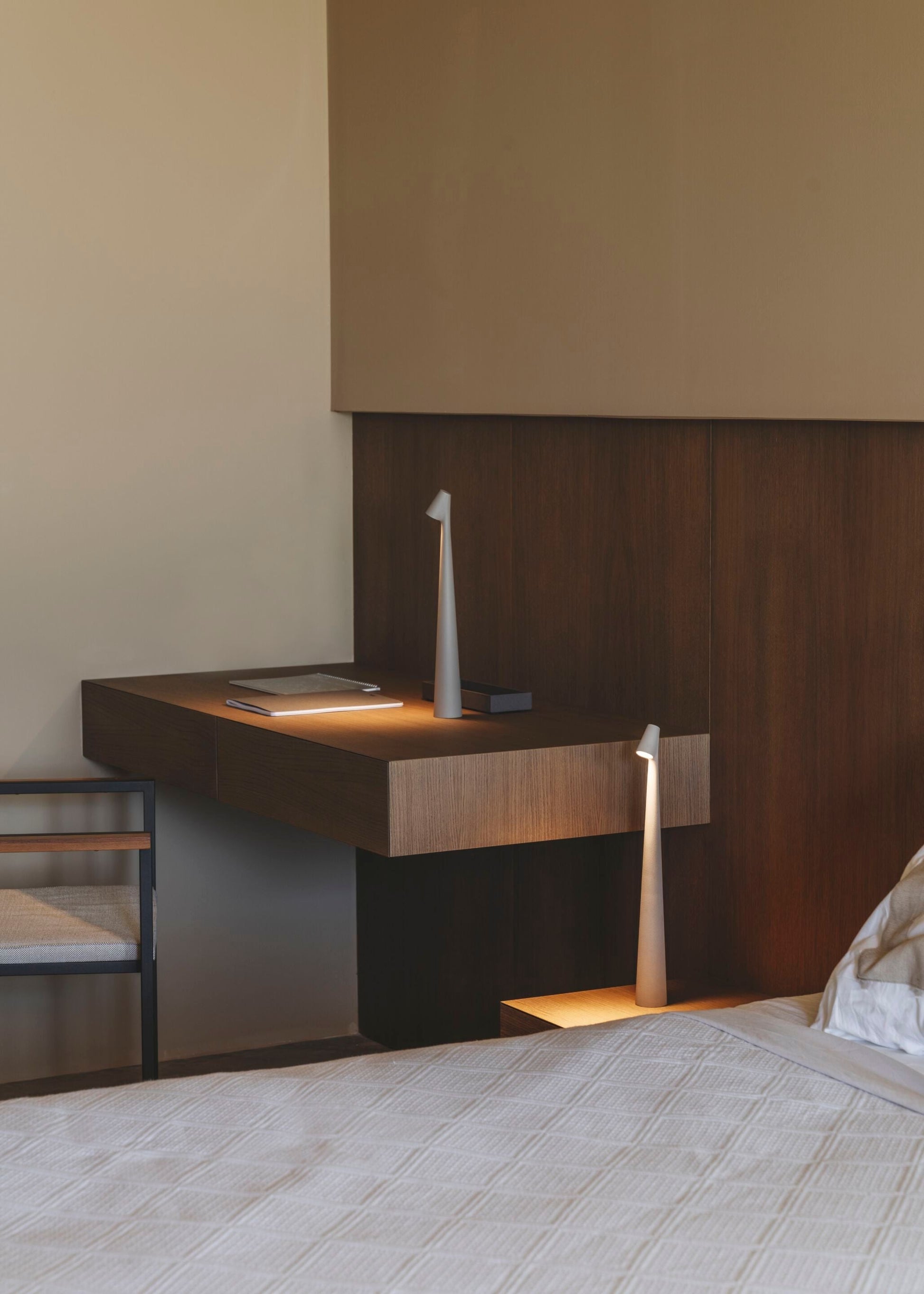 Africa Portable Table Lamp - Blowlighting