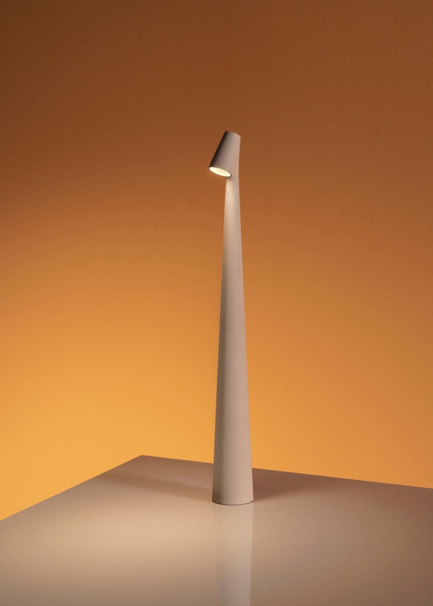 Africa Floor Lamp - Blowlighting
