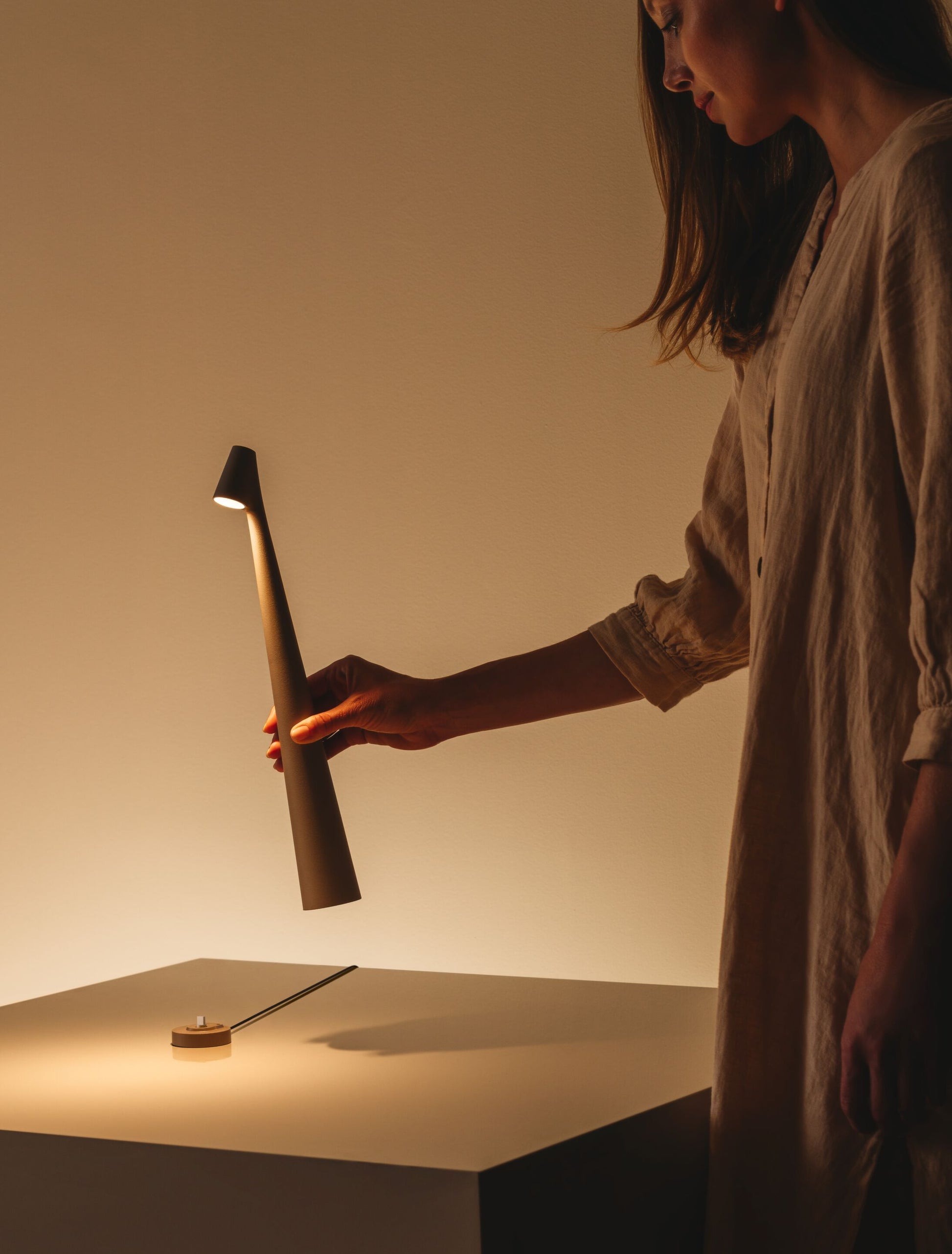 Africa Portable Table Lamp - Blowlighting