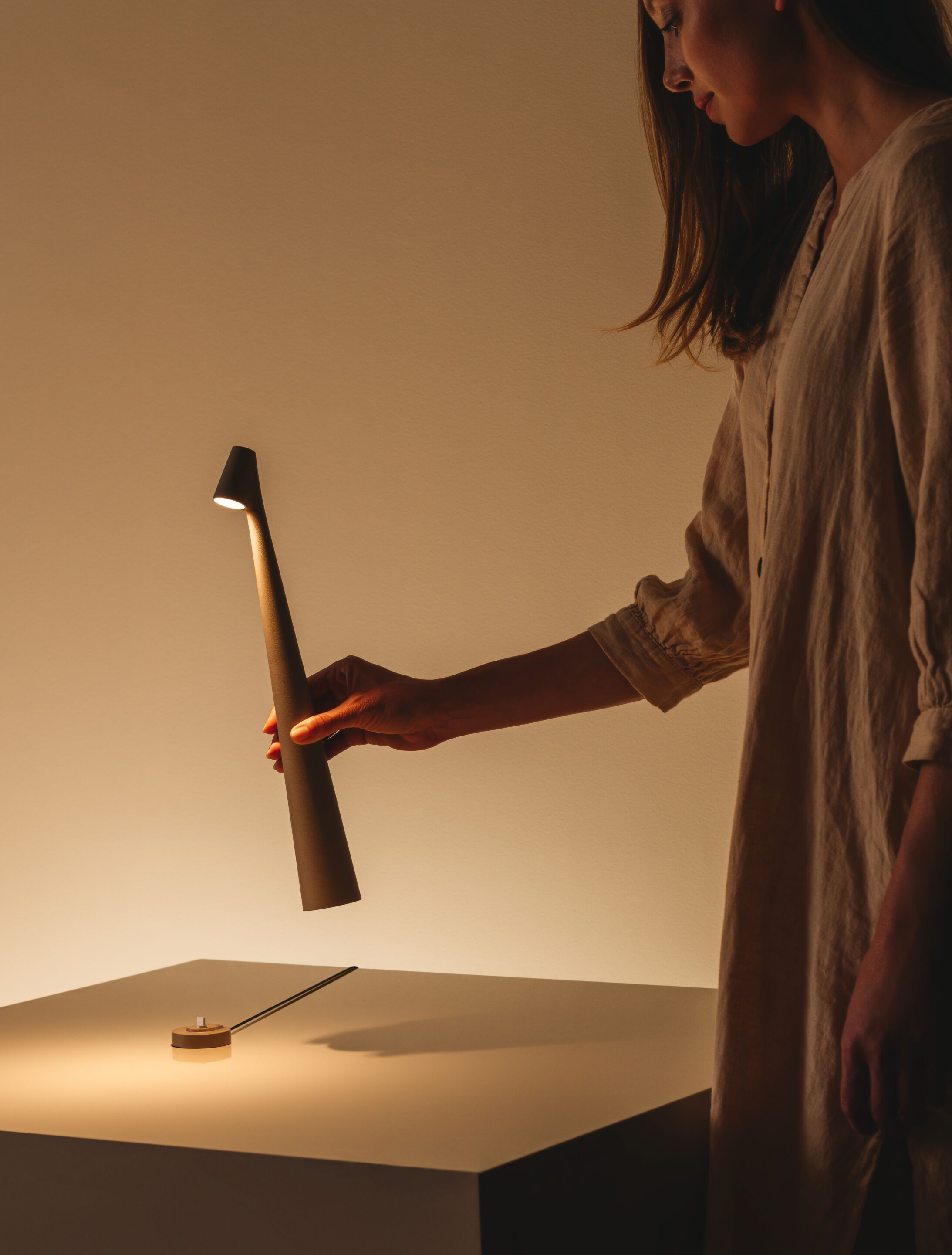 Africa Portable Table Lamp - Blowlighting