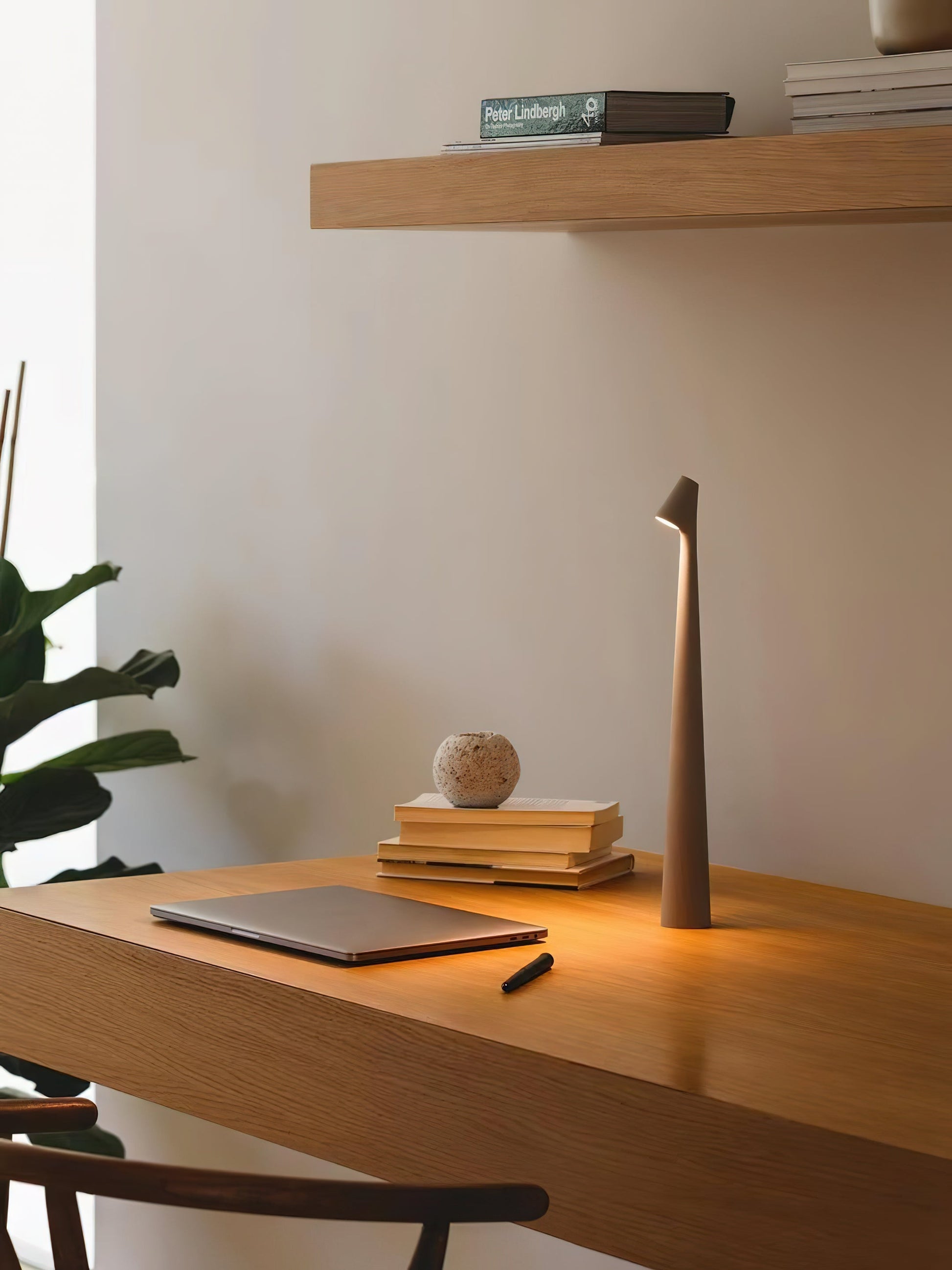 Africa Portable Table Lamp - Blowlighting