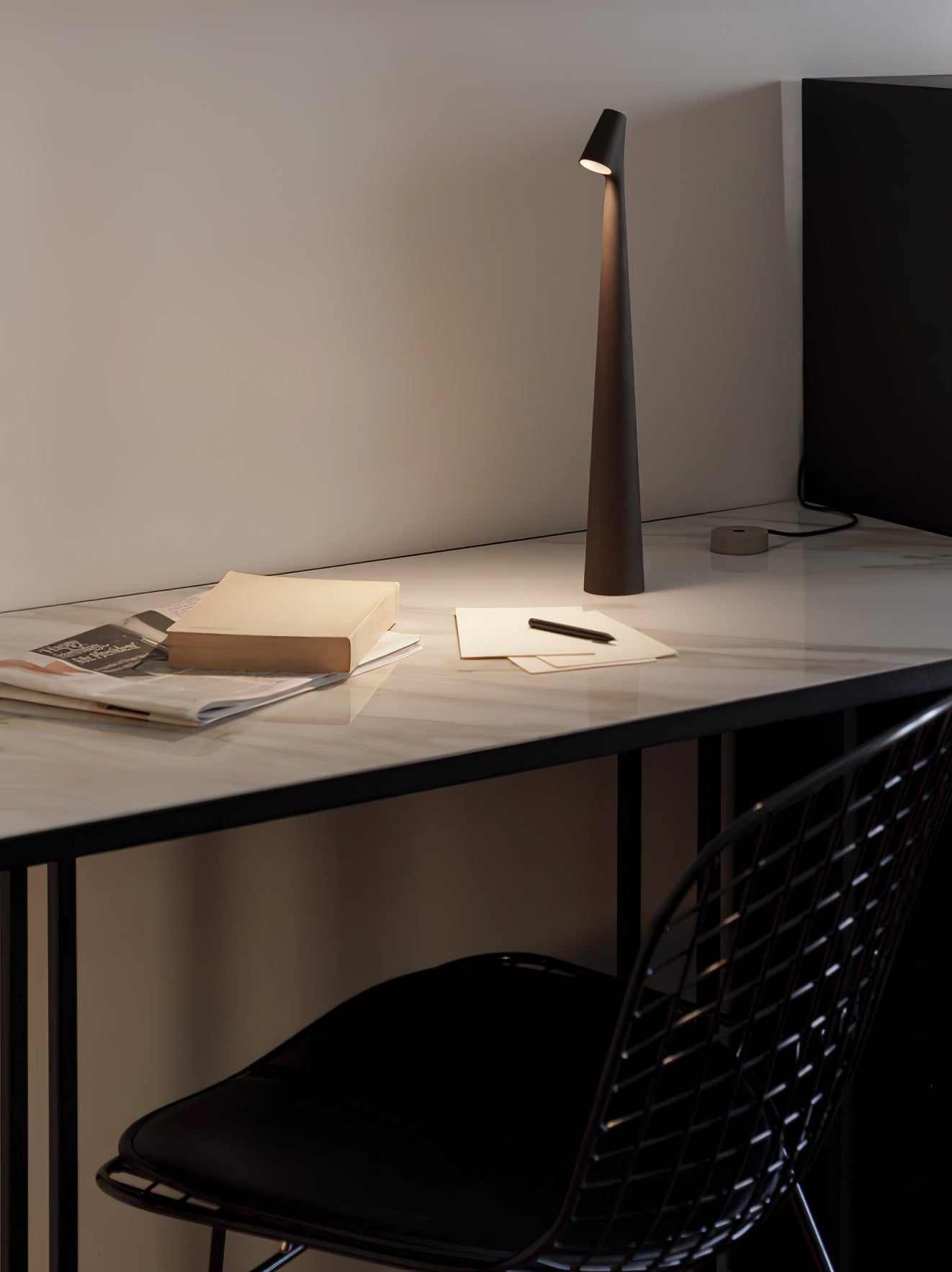 Africa Portable Table Lamp - Blowlighting