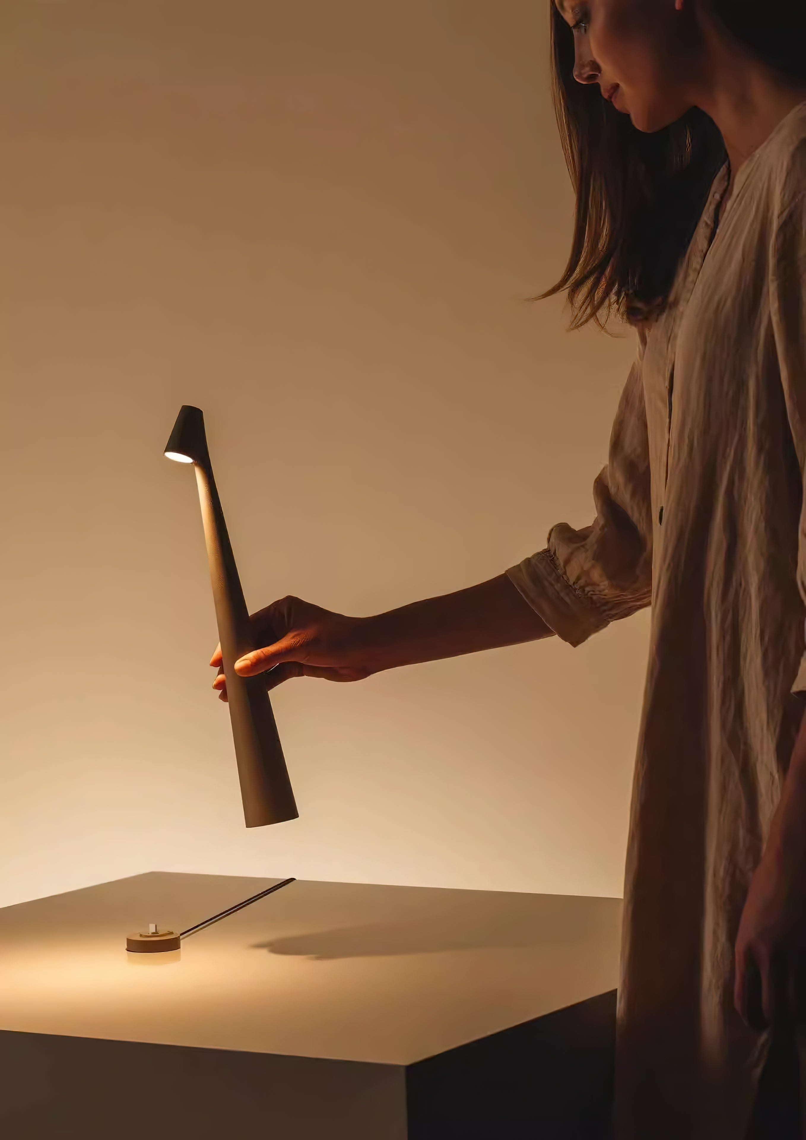 Africa Portable Table Lamp - Blowlighting