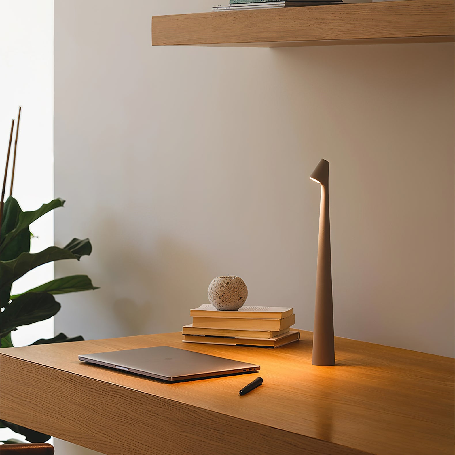 Africa Portable Table Lamp - Blowlighting