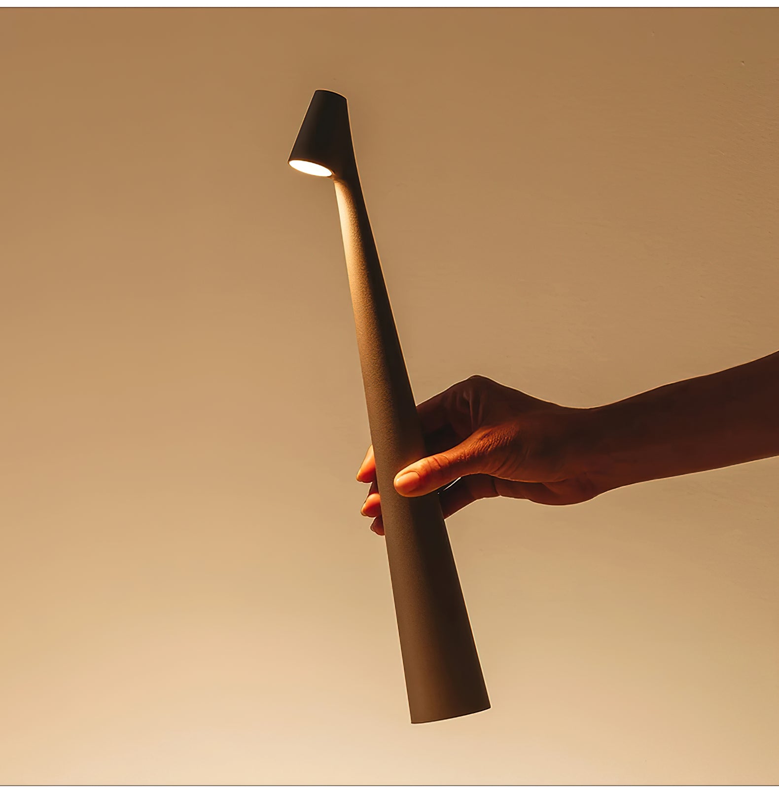 Africa Portable Table Lamp - Blowlighting