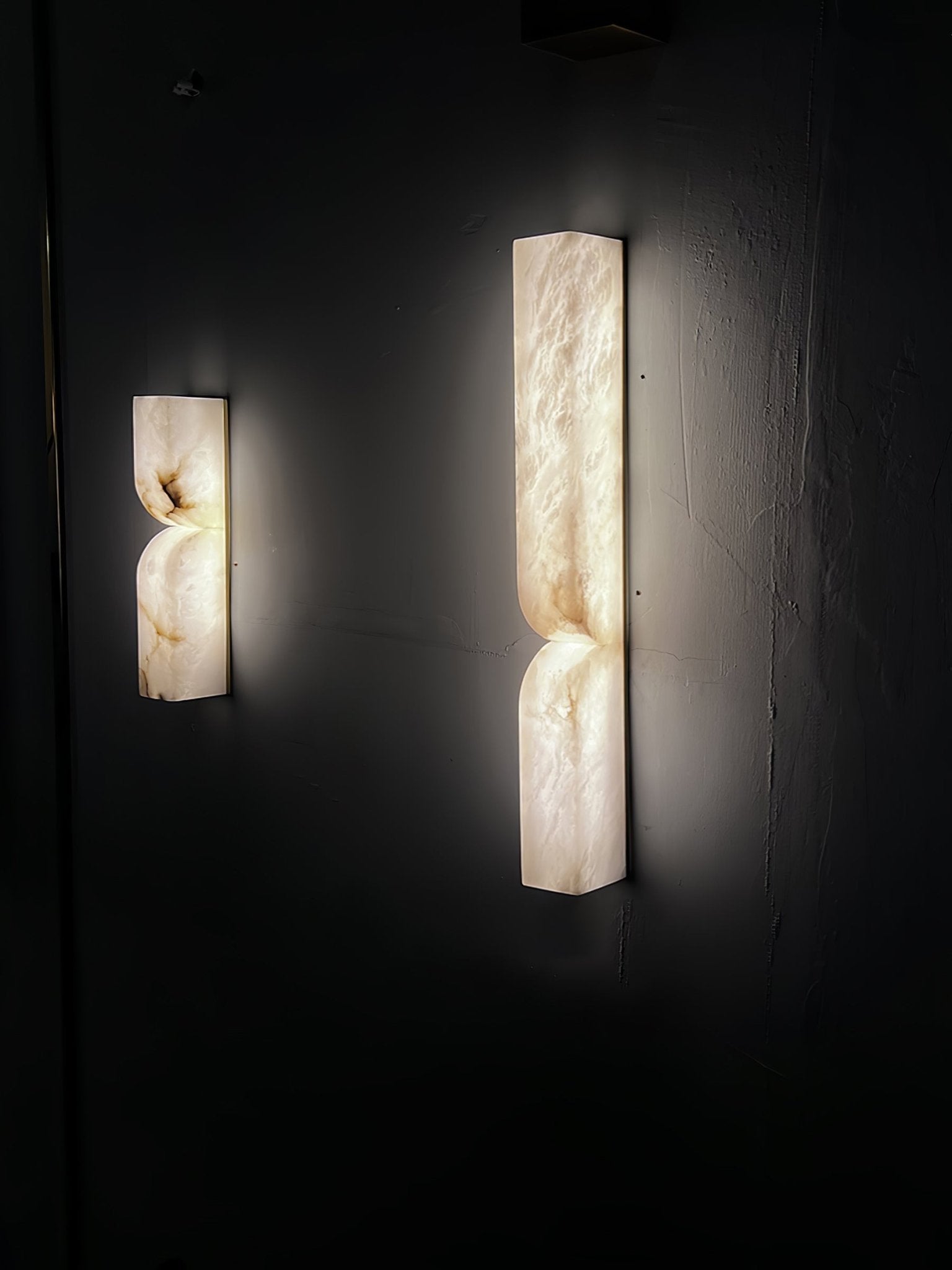 Lunaris Alabaster Rectangular Wall Lamp - Blowlighting