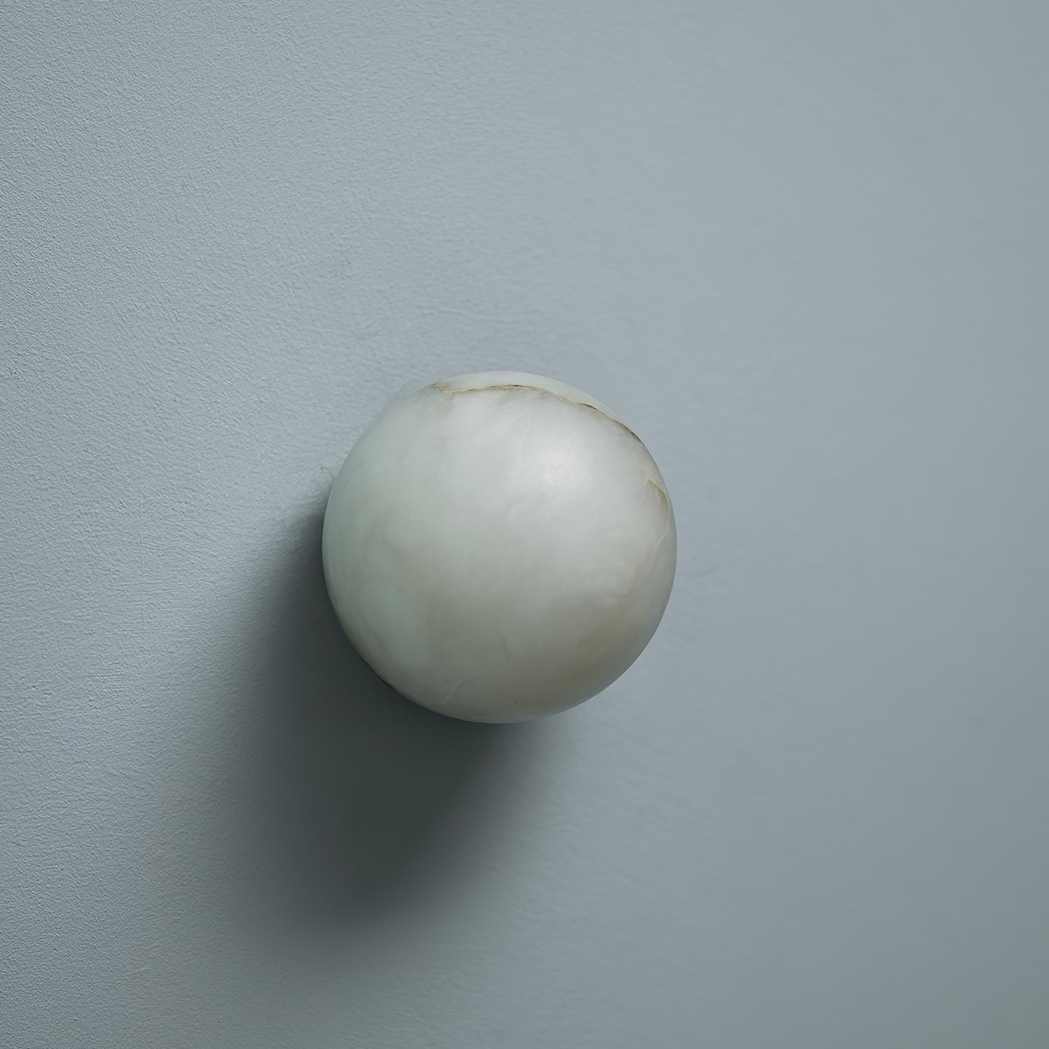 Vevinir Alabaster Globe Wall Light - Blowlighting