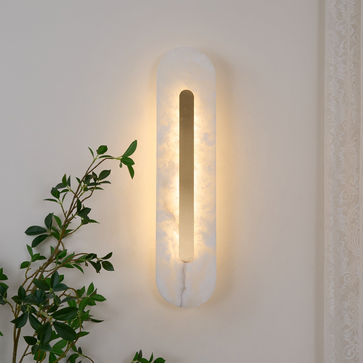 Selvia Minimalist Alabaster Wall Light - Blowlighting
