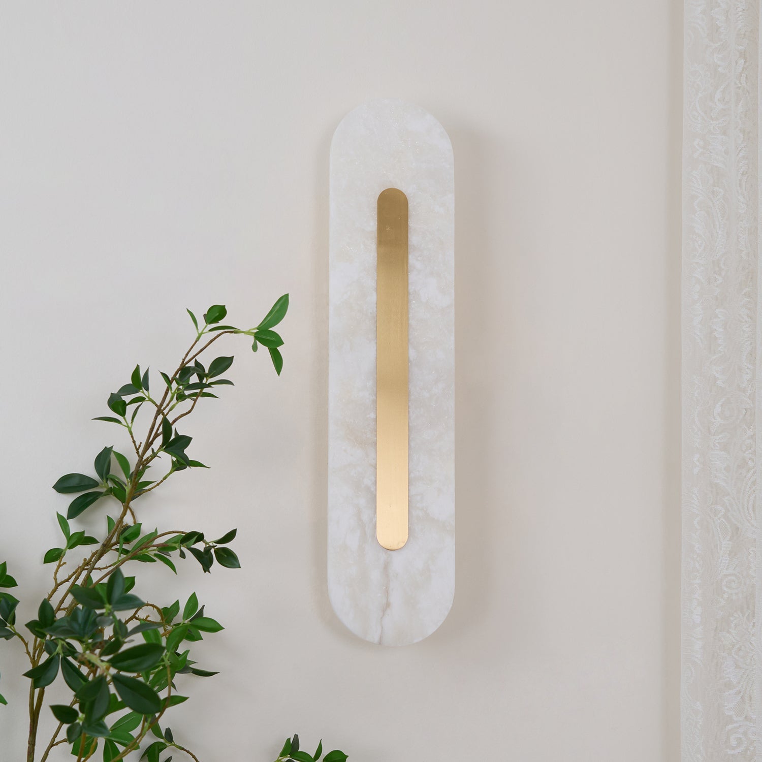 Selvia Minimalist Alabaster Wall Light - Blowlighting