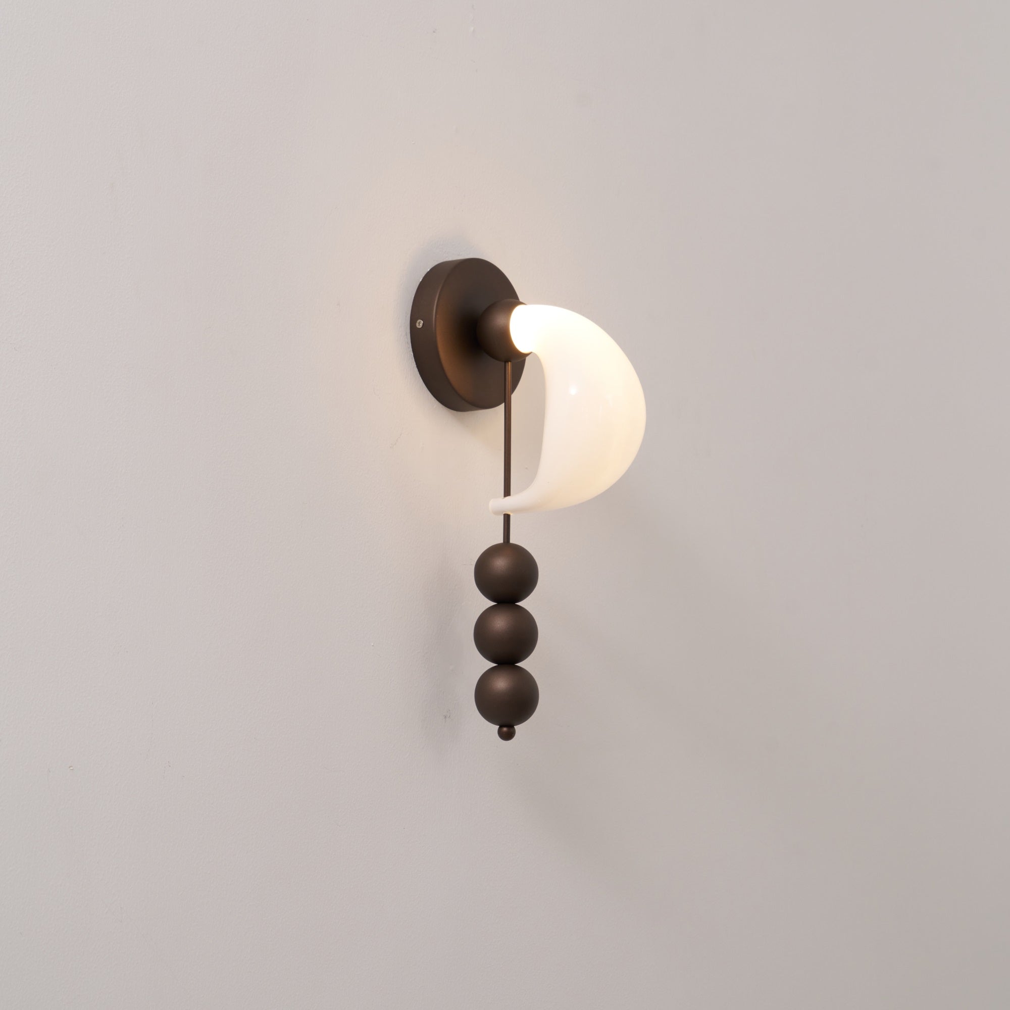 Alabris Wall Light - Blowlighting