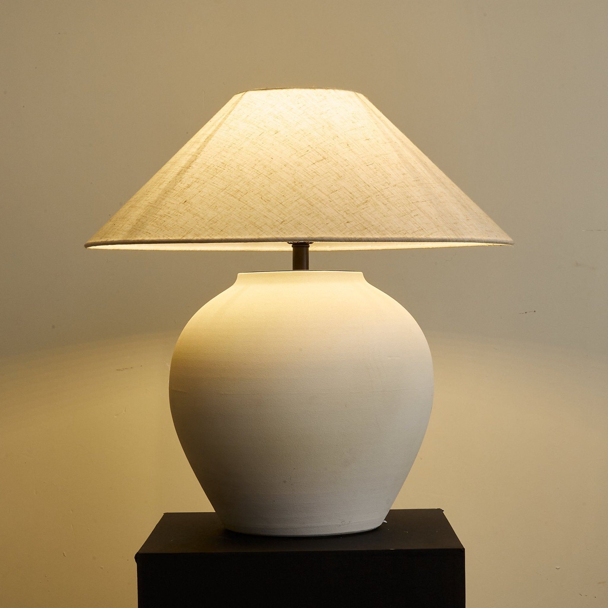 Albarella Table Lamp - Blowlighting