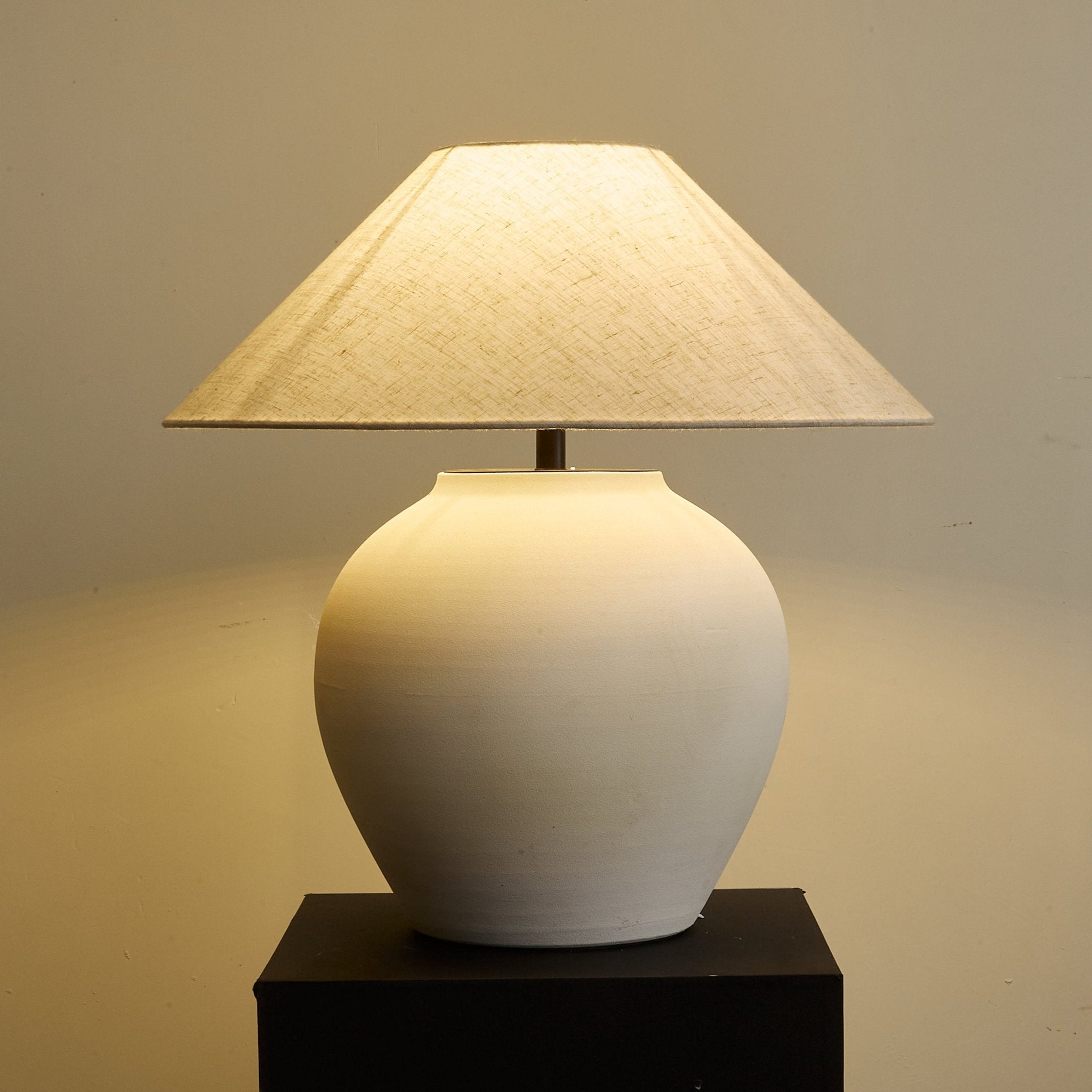 Albarella Table Lamp - Blowlighting
