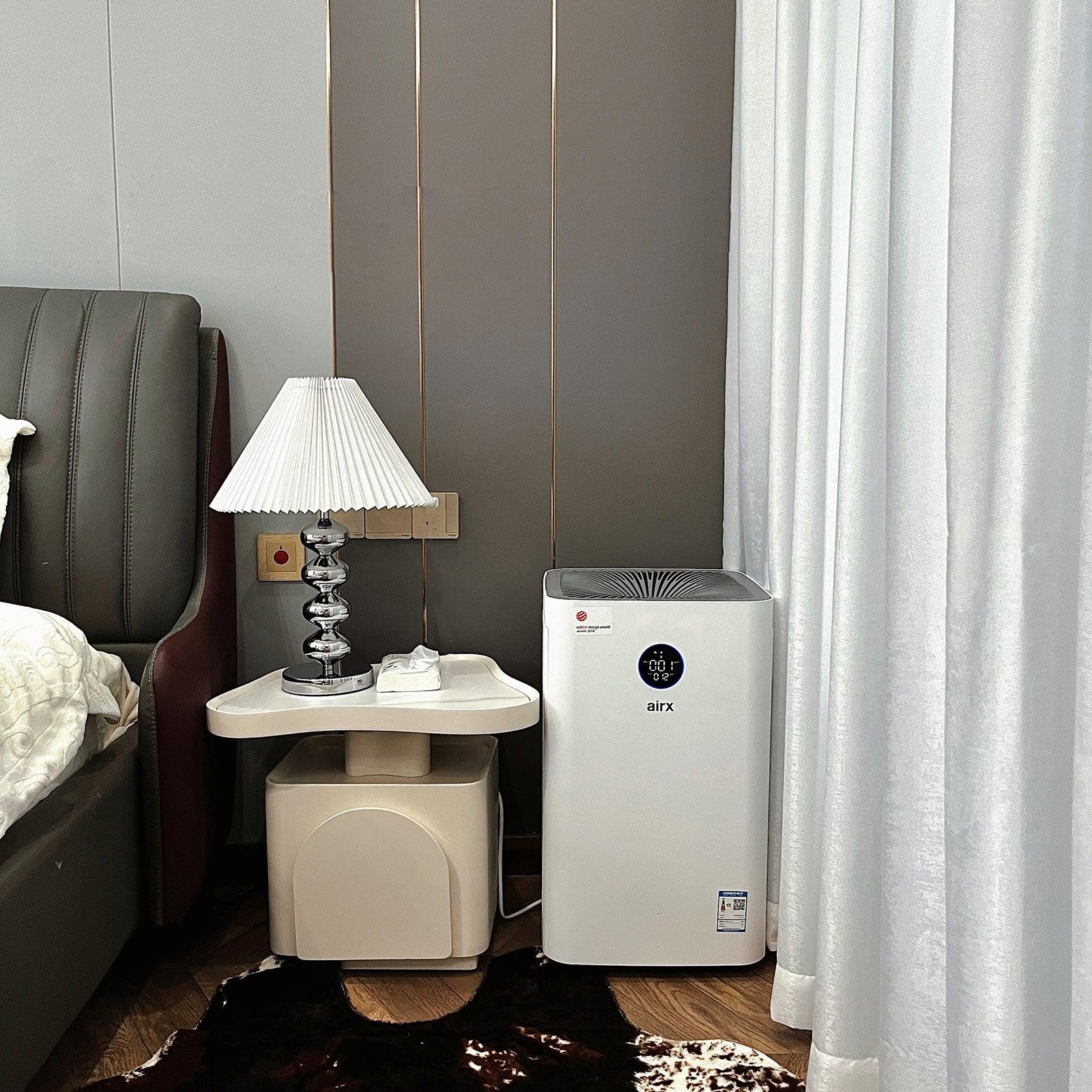 Aleisha Pleated Table Lamp - Blowlighting