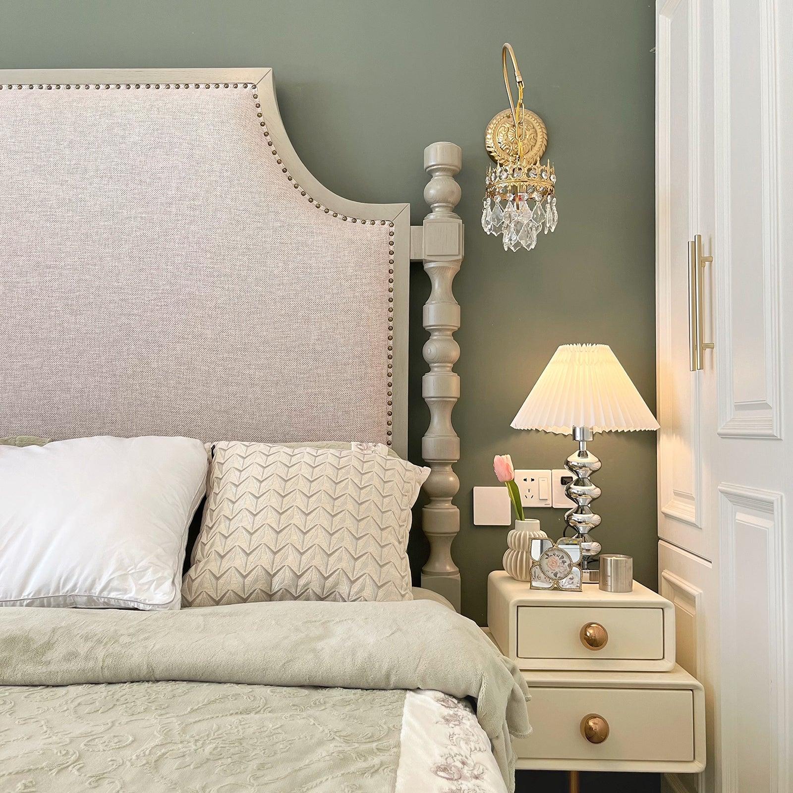 Aleisha Pleated Table Lamp - Blowlighting