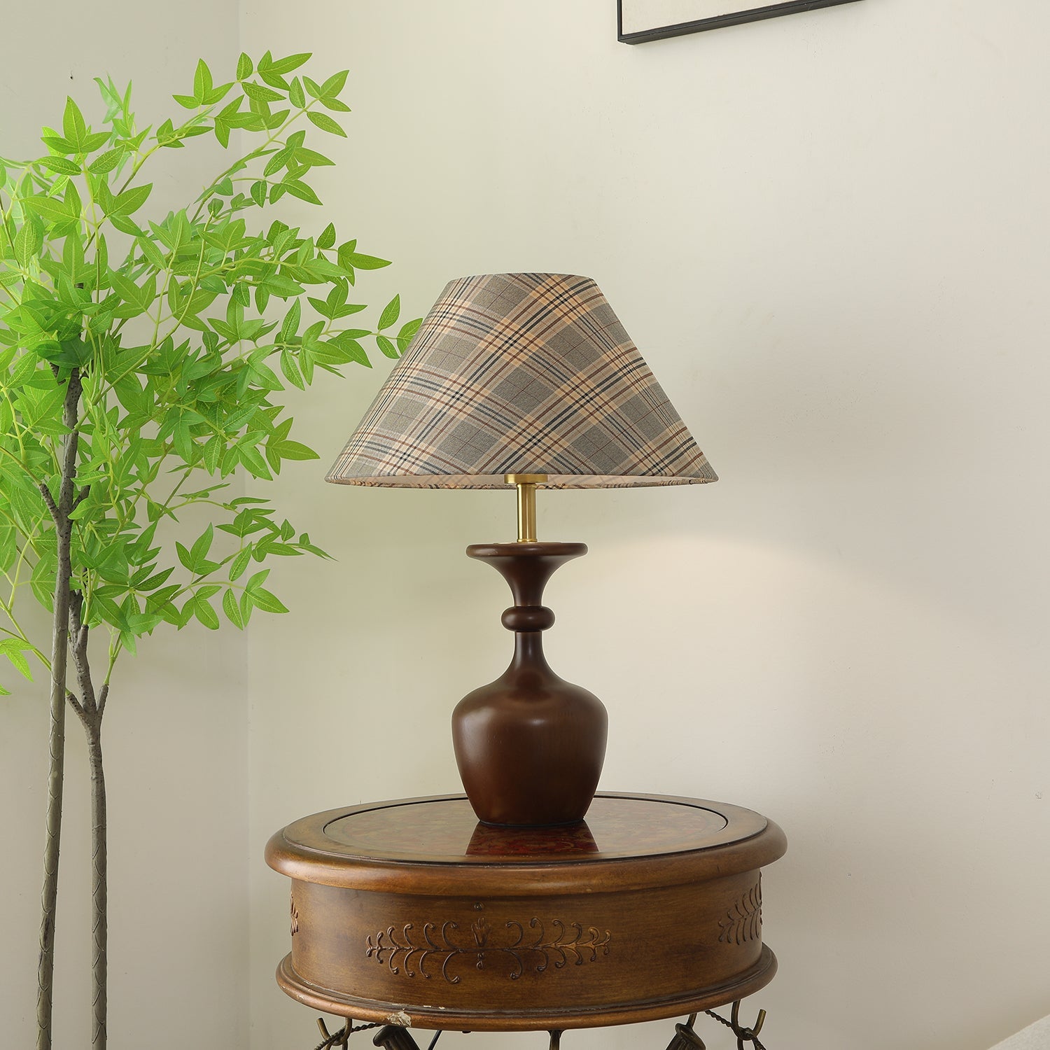 Alex Accent Table Lamp - Blowlighting
